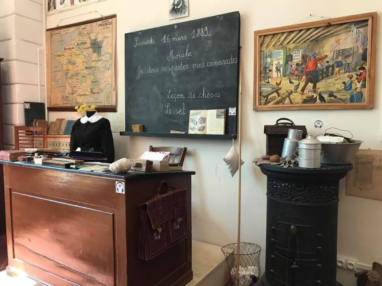 Bureau de l'institutrice - Mairie d'Ollioules