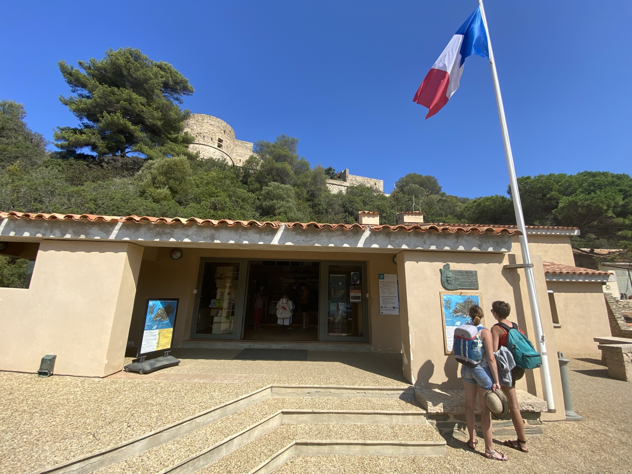 Maison de Parc à Port-Cros - Julien Veyssade - Hyères Tourisme