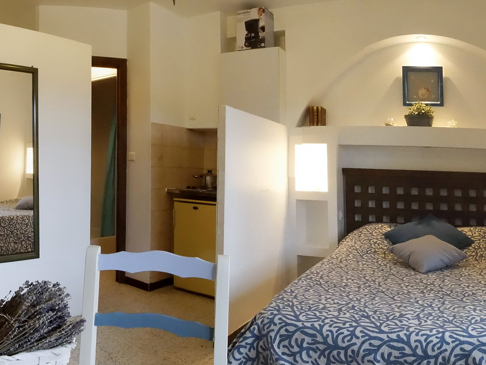 STUDIO N°1 ETAGE COTE SUD - Les Mandariniers