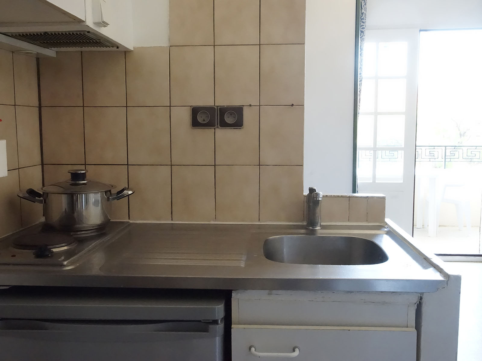 KITCHINETTE STUDIO N°12 - Les Mandariniers