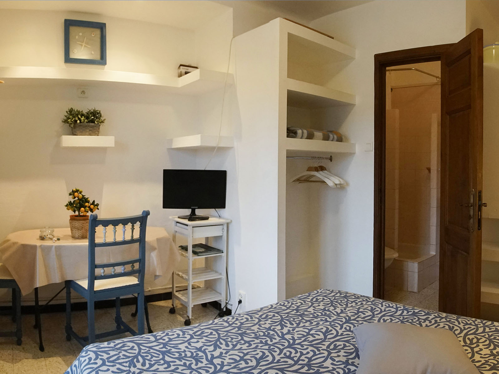 VUE STUDIO N°11 - Les Mandariniers