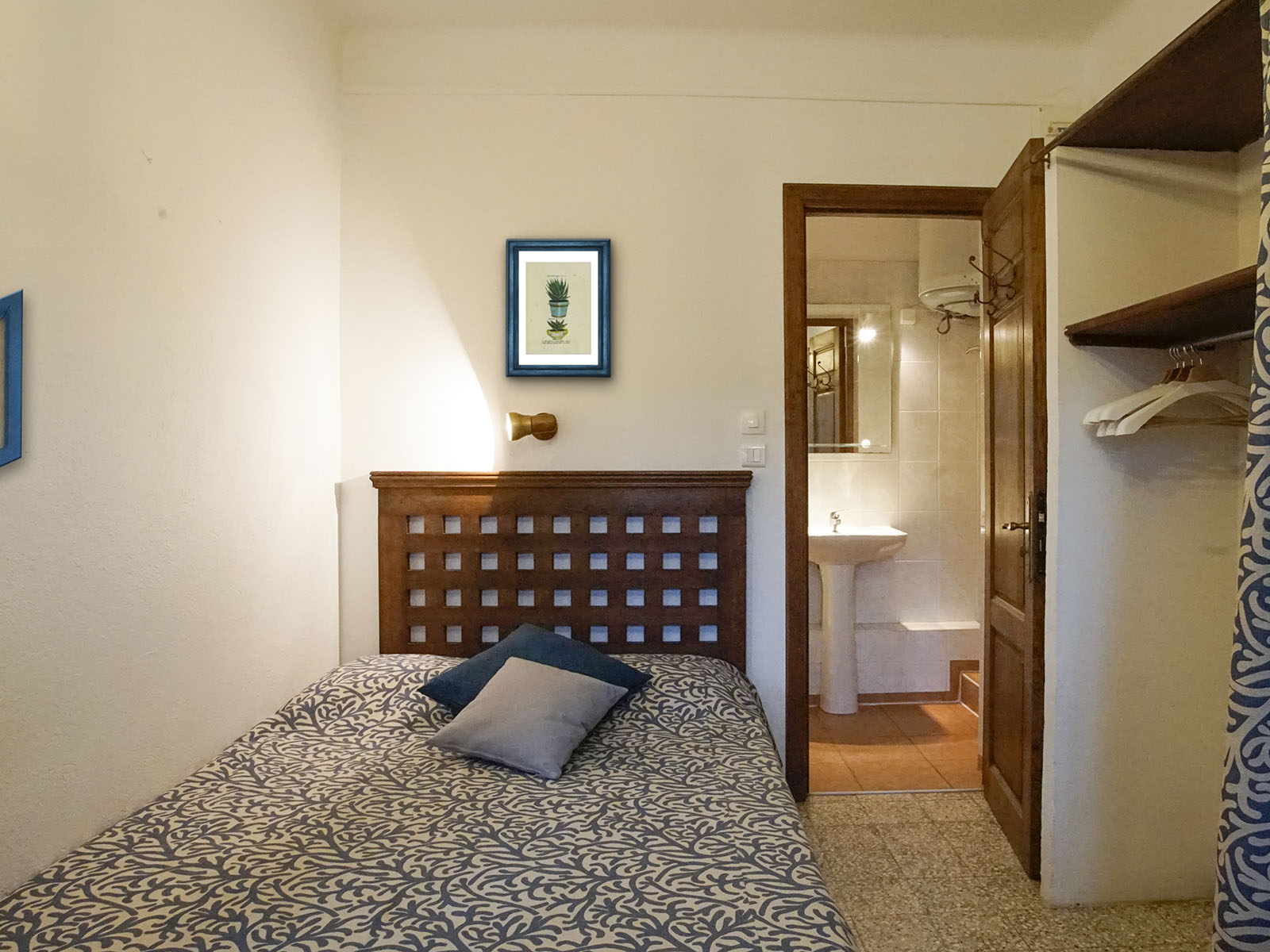 CHAMBRE APPARTEMENT f2 N°1 - Les Mandariniers