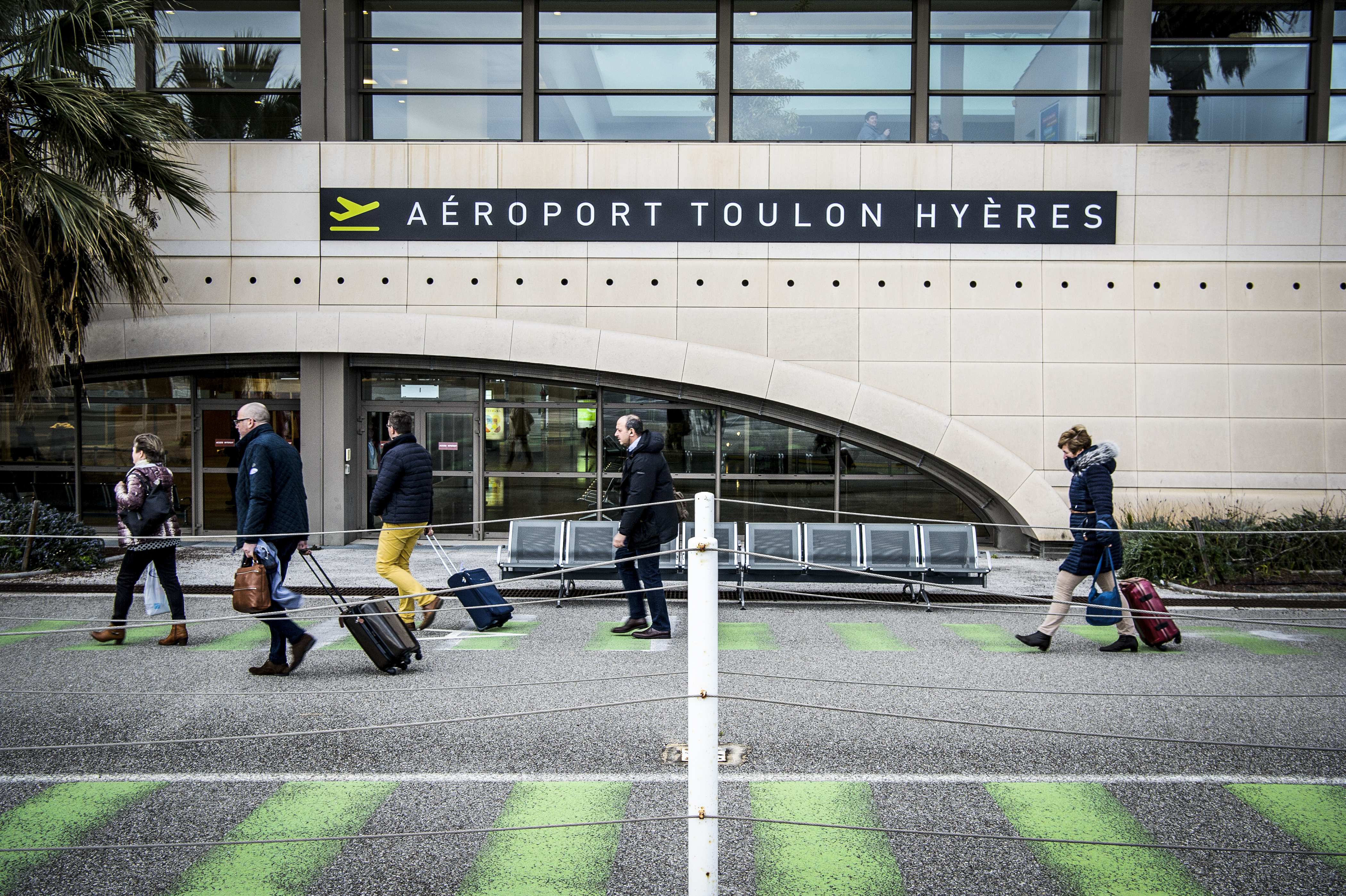 Aéroport Toulon-Hyères - Vinci
