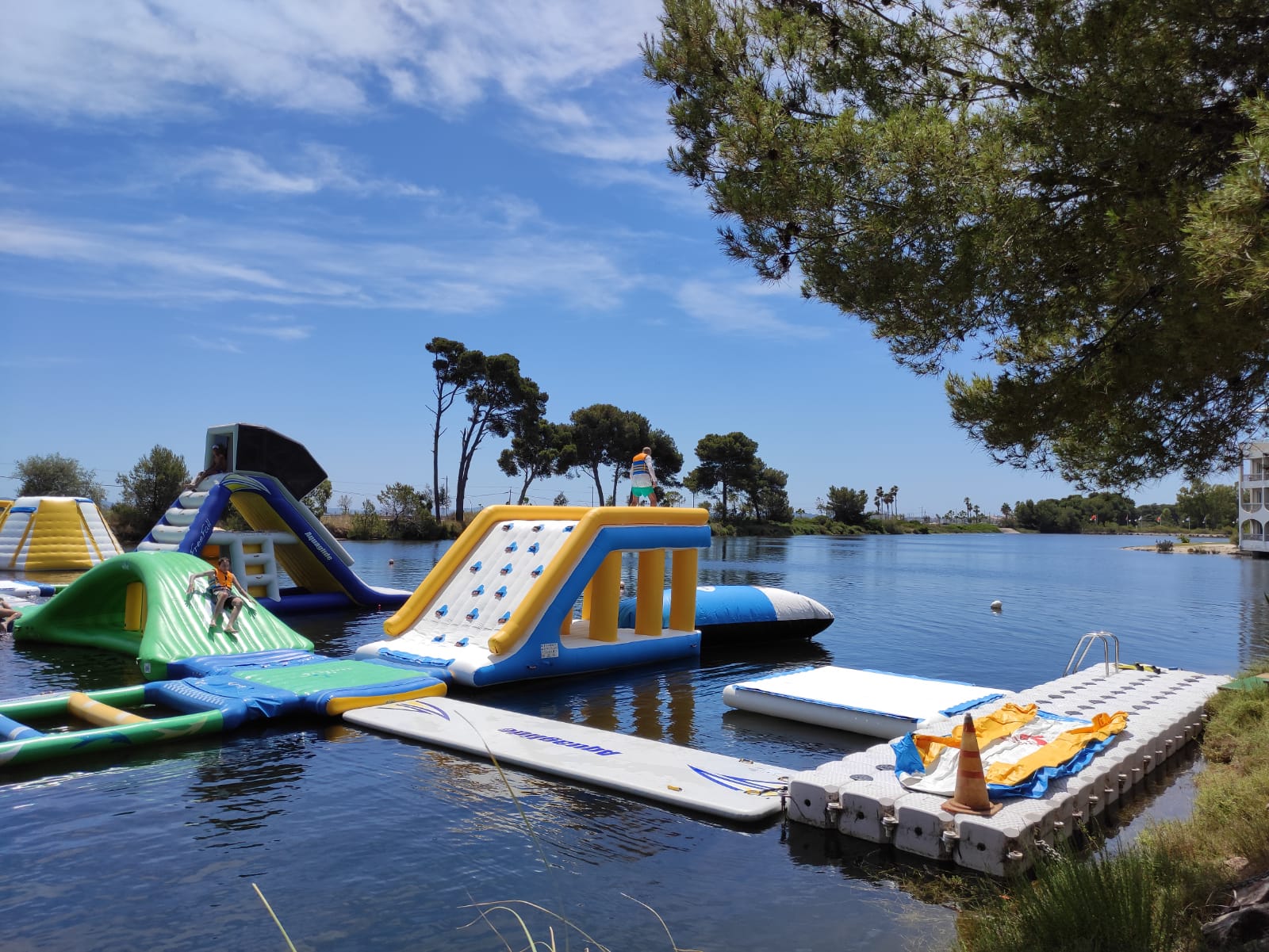 Blob Jump - Aquavillage