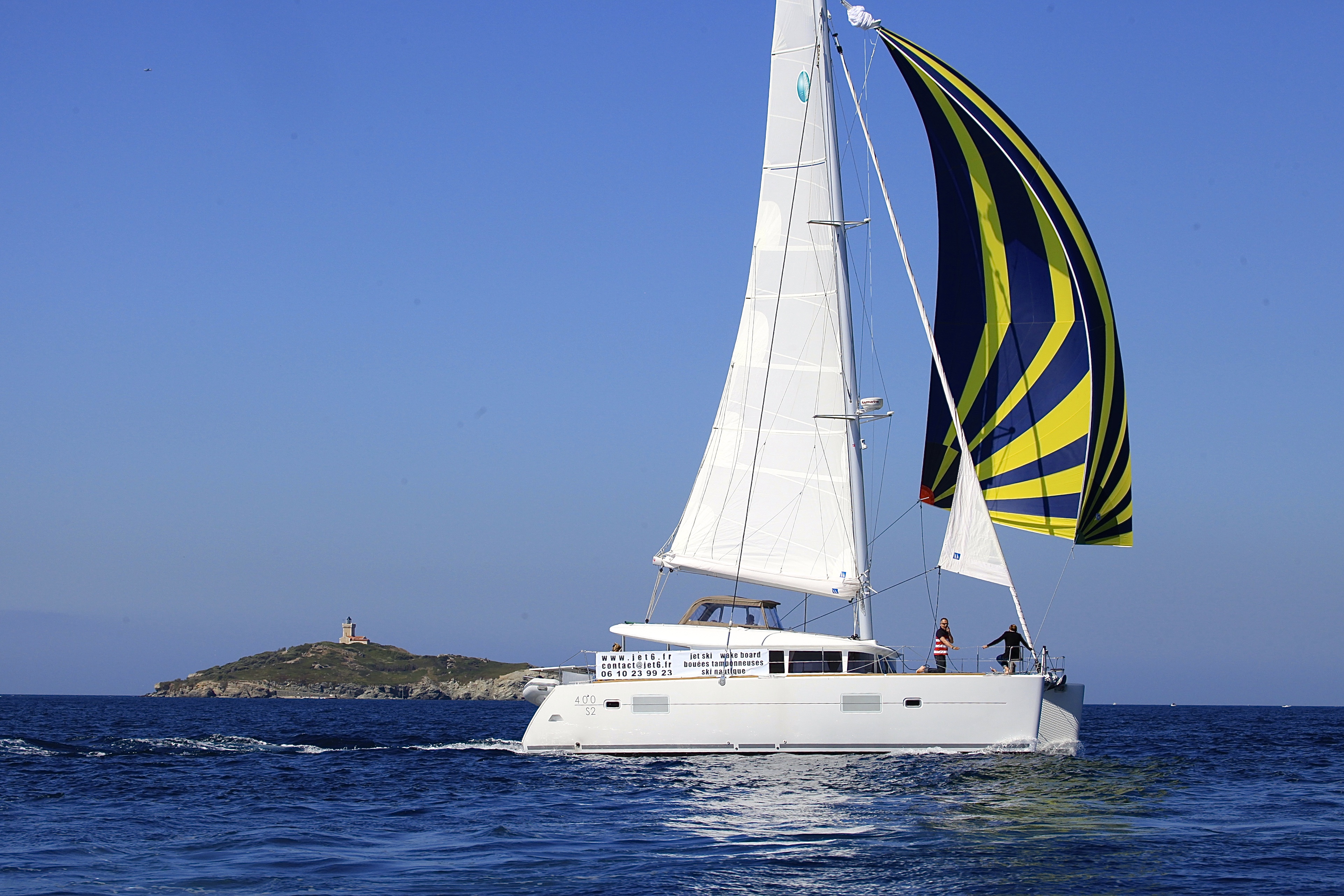 Location de bateaux avec ou sans skipper - SV Jet