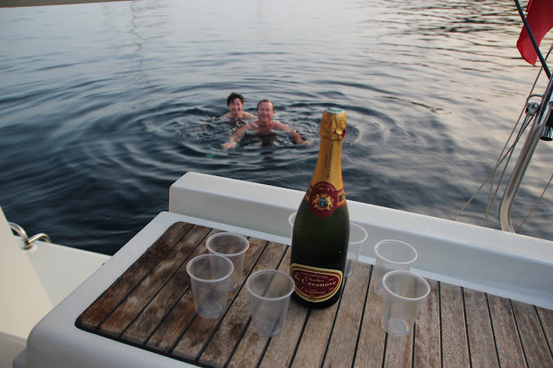 Location de bateaux avec ou sans skipper - SV Jet