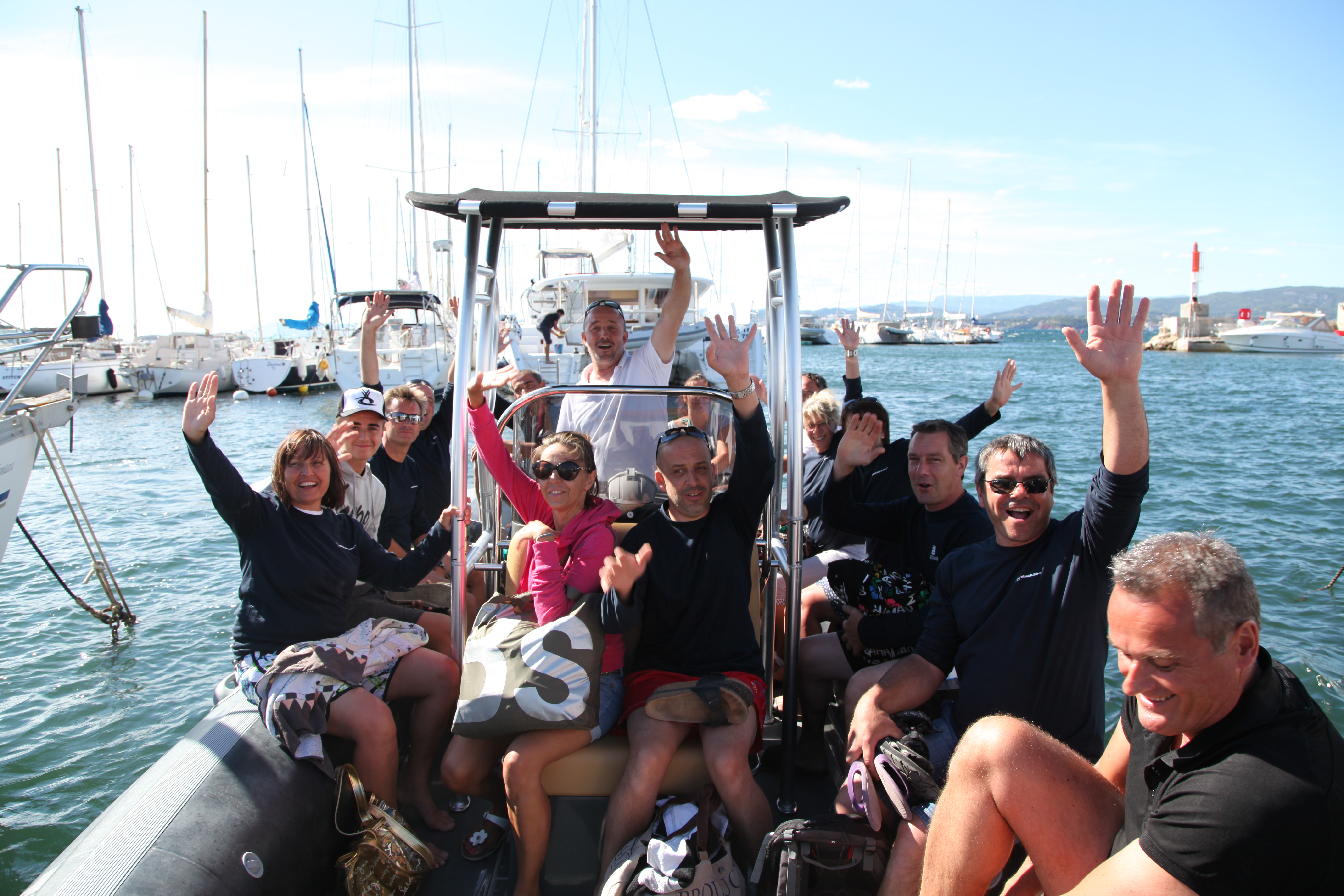 Location de bateaux avec ou sans skipper - SV Jet