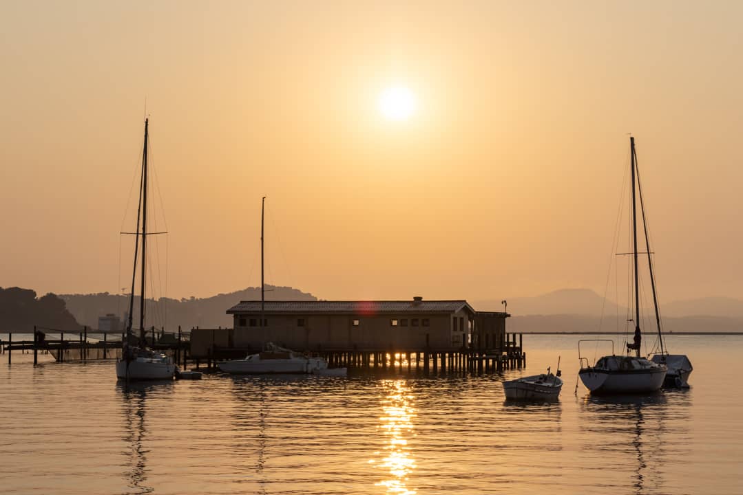 Croisière vigneronne Toulon - Croisière vigneronne commentée dans la rade