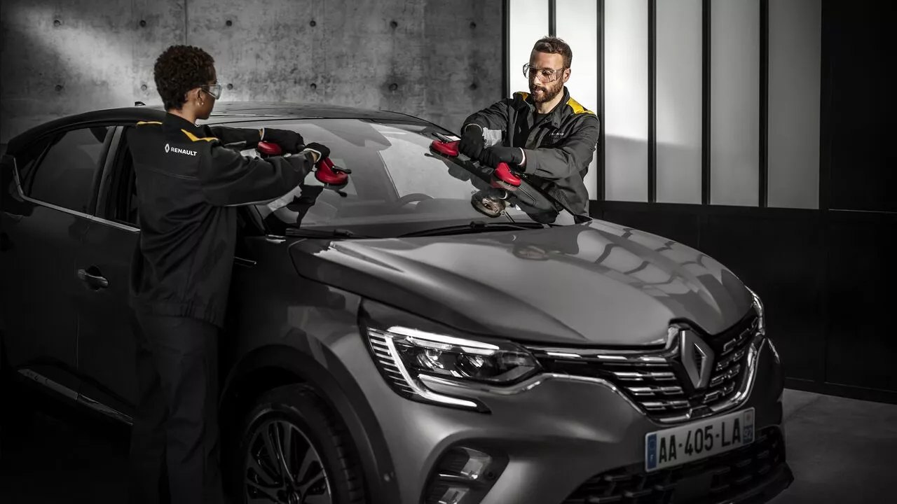 Remplacement PARE-BRISE & miroiterie - RENAULT