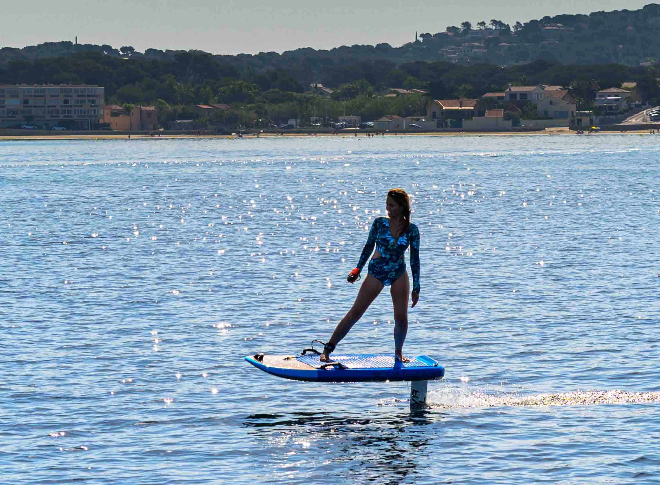 E-foil à Six Fours - Waky Sea