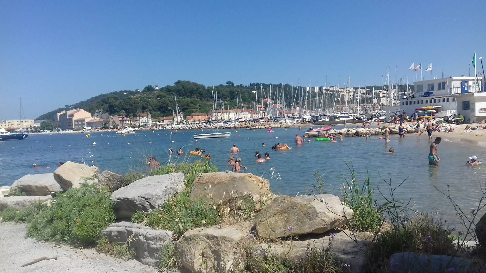 Plage du Touring - Centre nautique de Saint Mandrier