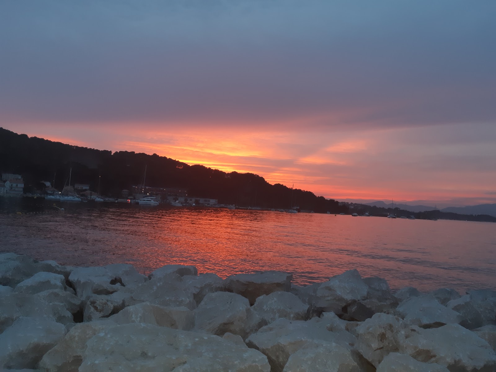 Coucher de soleil à St Mandrier - Centre nautique de Saint Mandrier