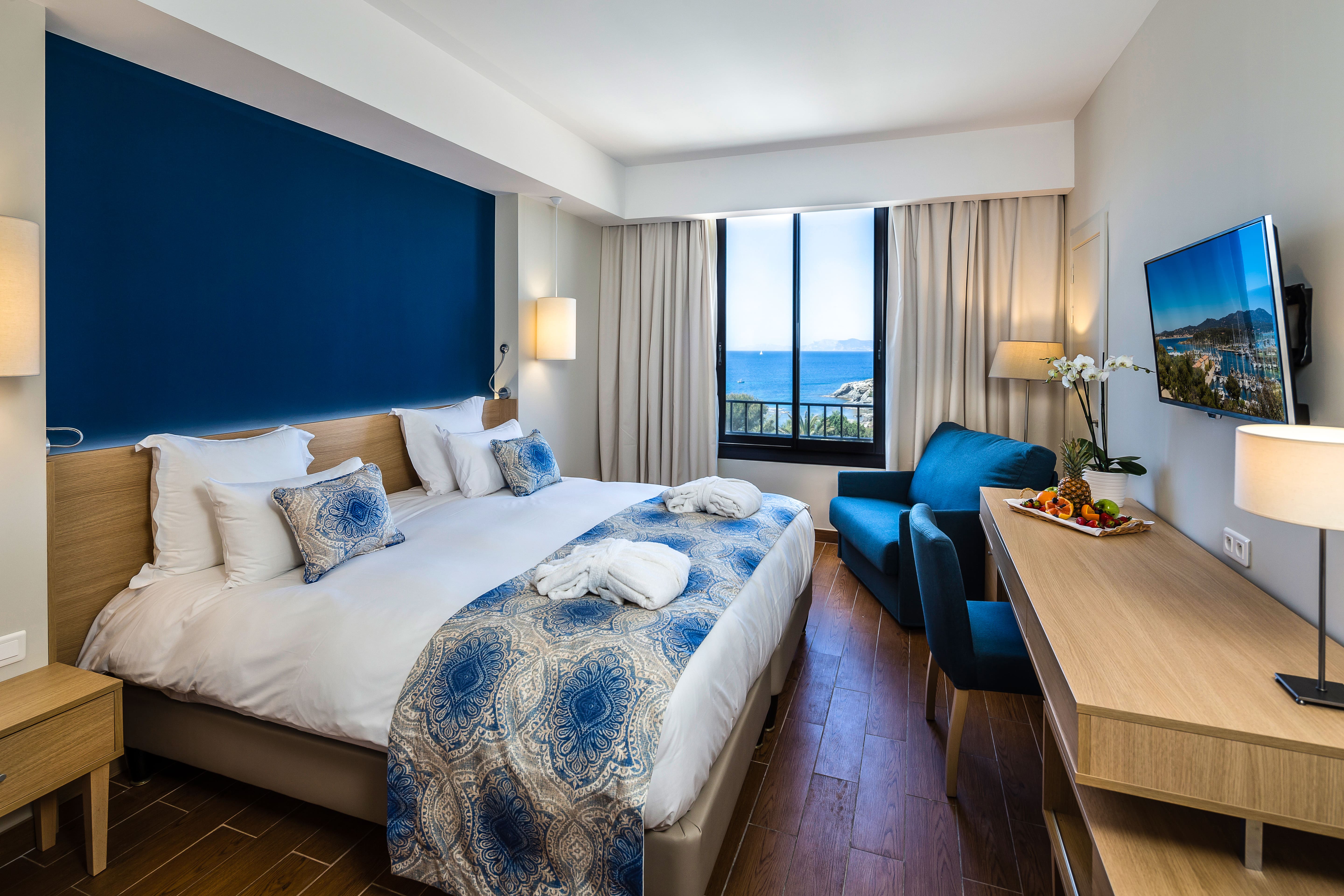 Chambre classique, vue mer - Société Paul Ricard