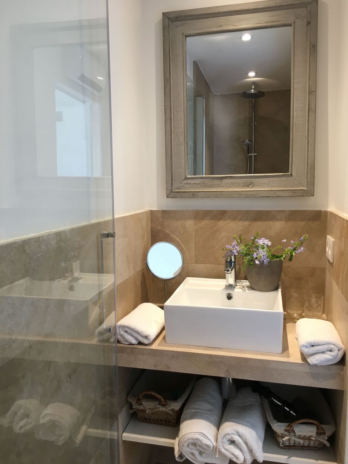 Salle de bain chambre 2 et 3 - M. Delesalle