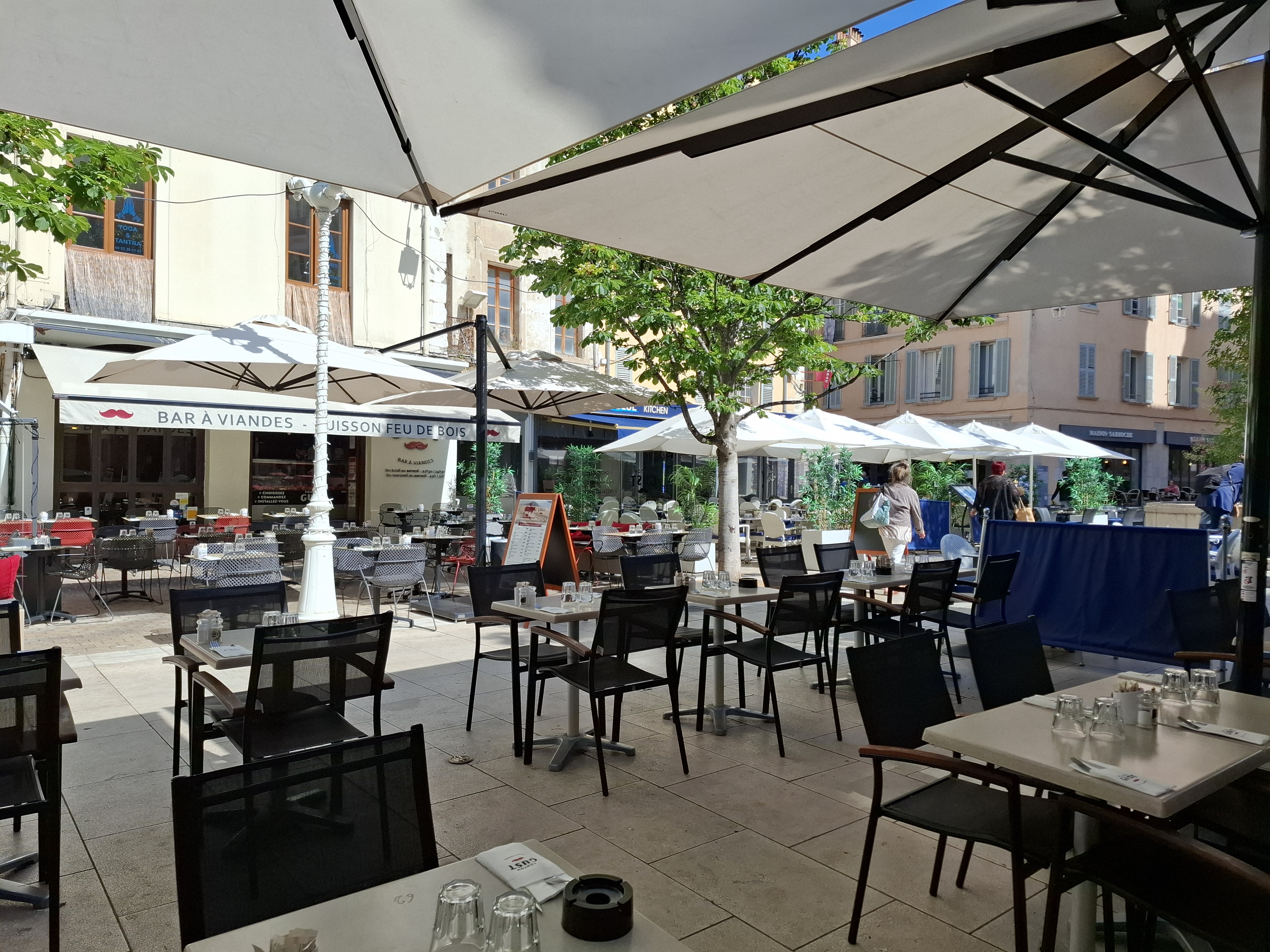 Terrasse du restaurants - Tonton Gust