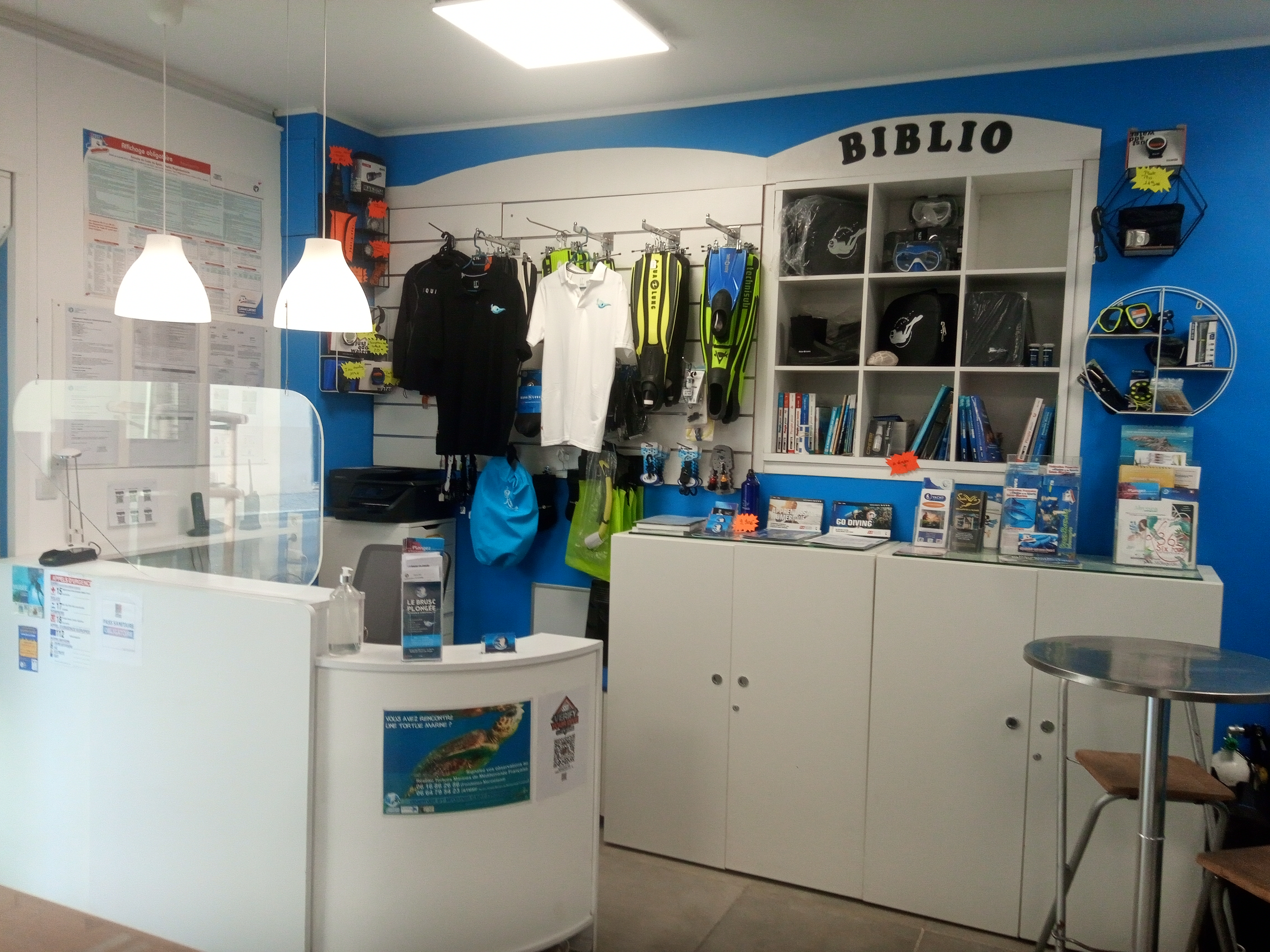 le local - Le Brusc Plongée