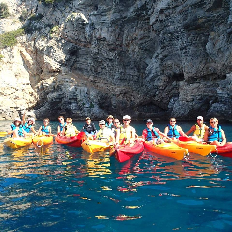 Sortie à la grotte bleue à la Garde 10mn - Domaine du Tian