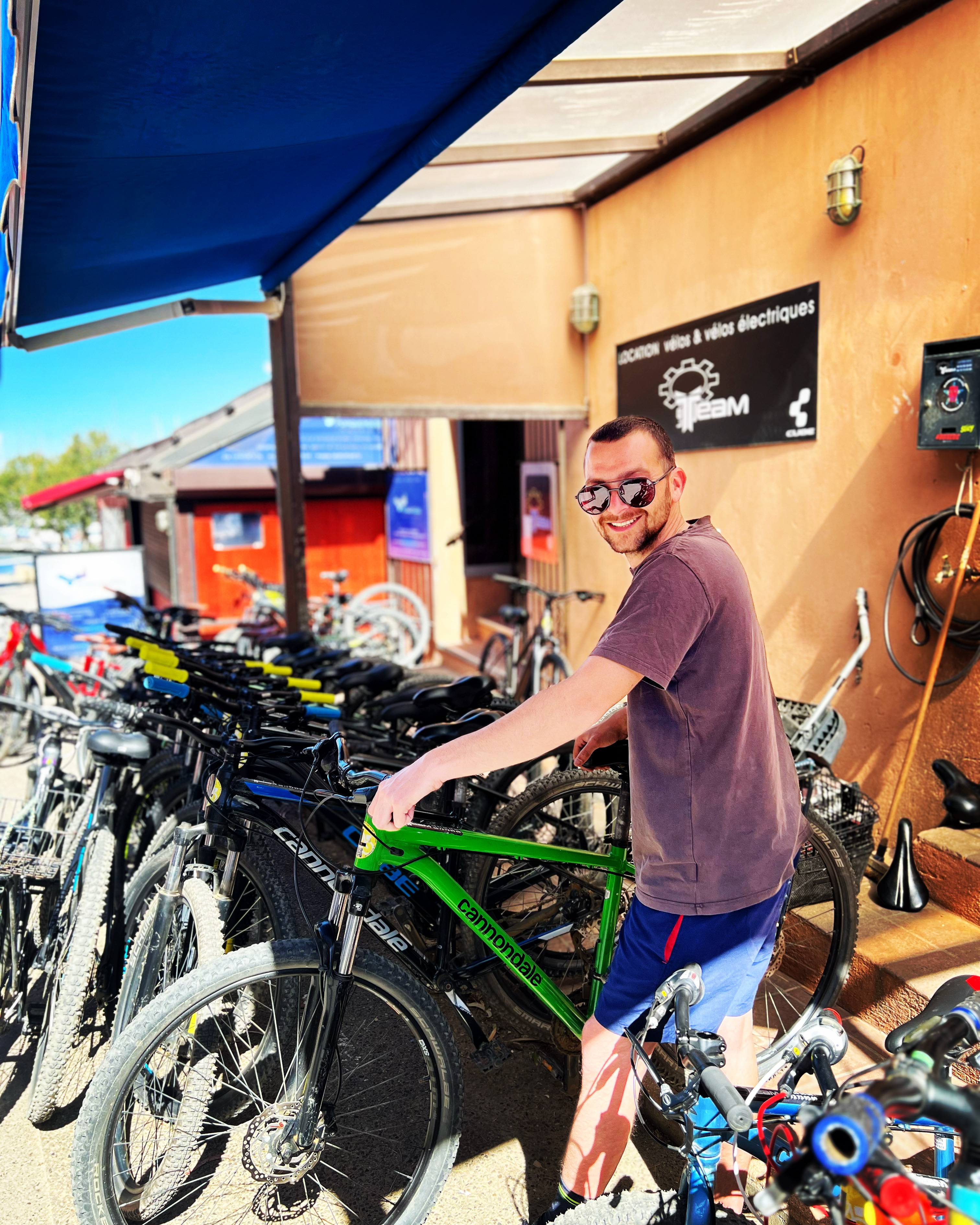 Devanture magasin Team porquerolles - coder corporation sl