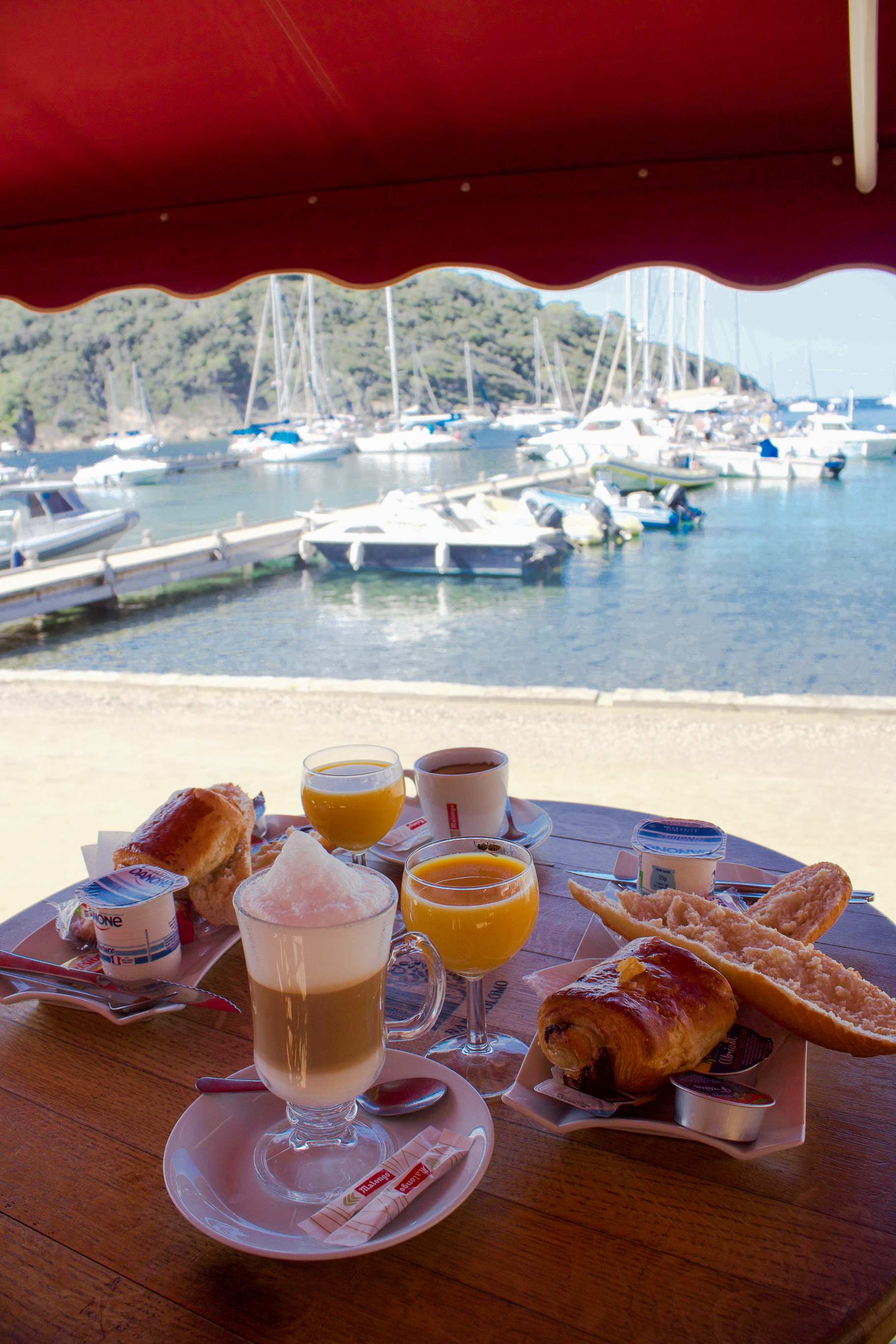 Petit dej au Sun - Maison du Port