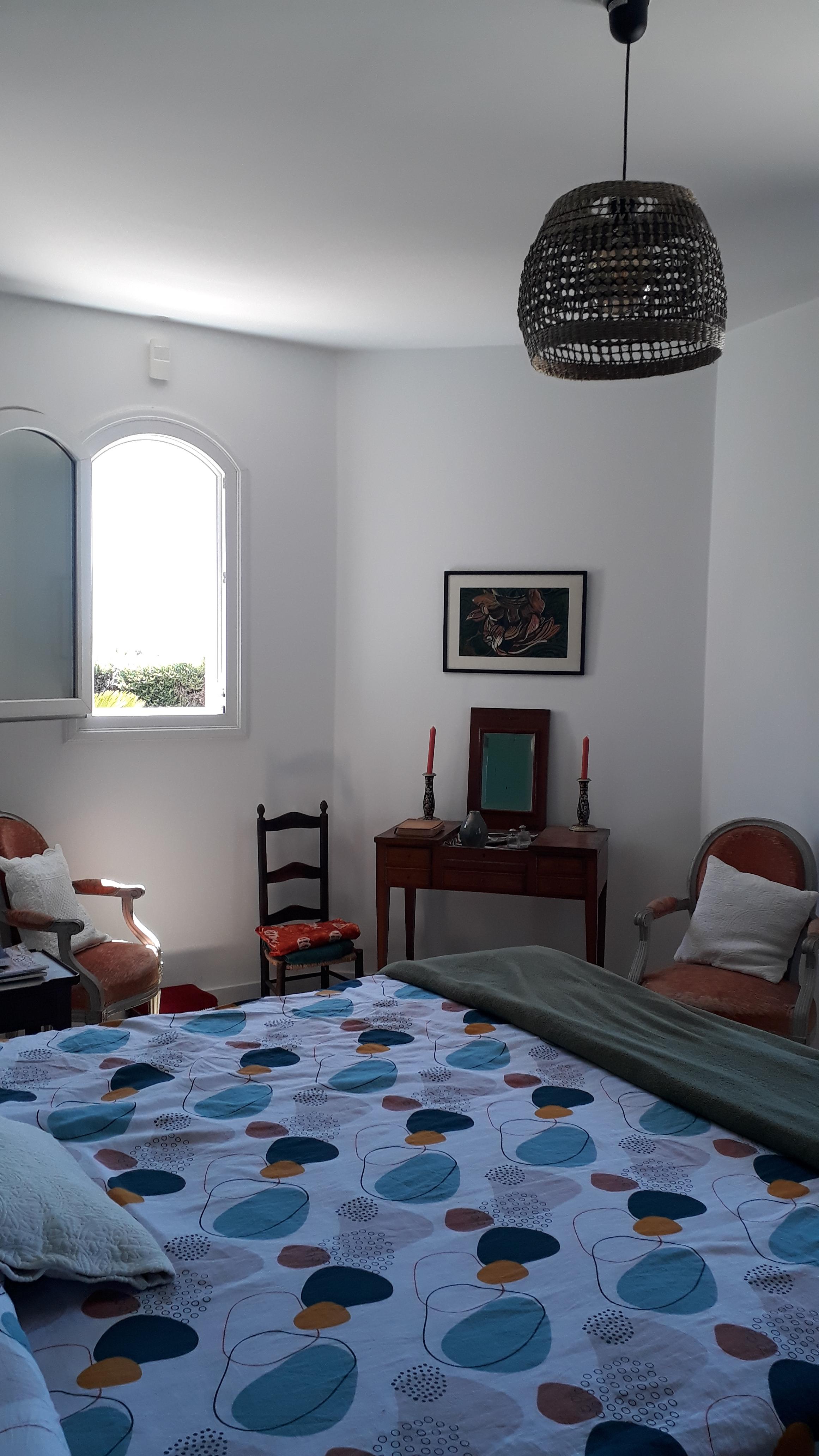 1-Chambre verte vue piscine - Maya.H