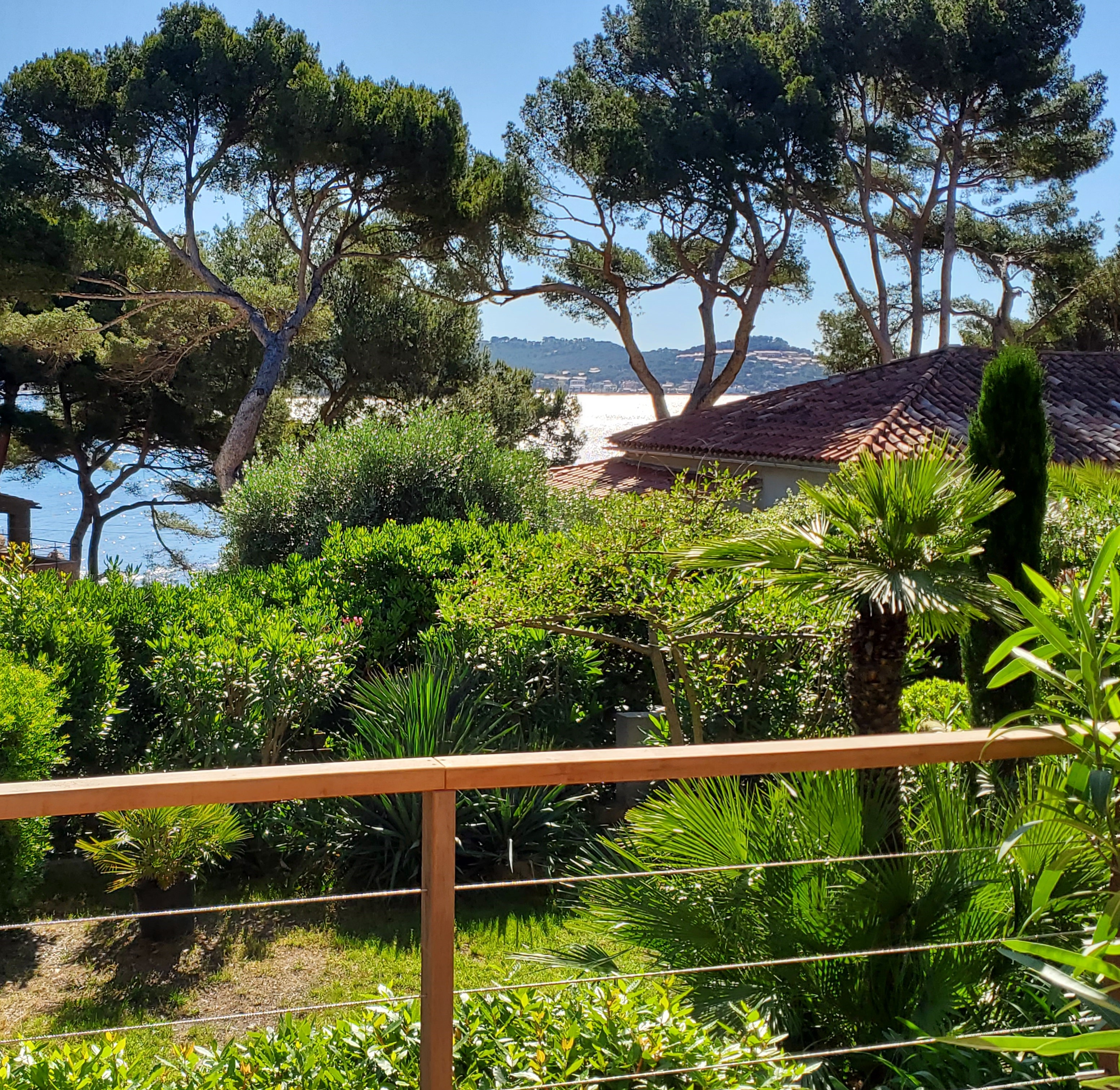 Vue de la terrasse - RG