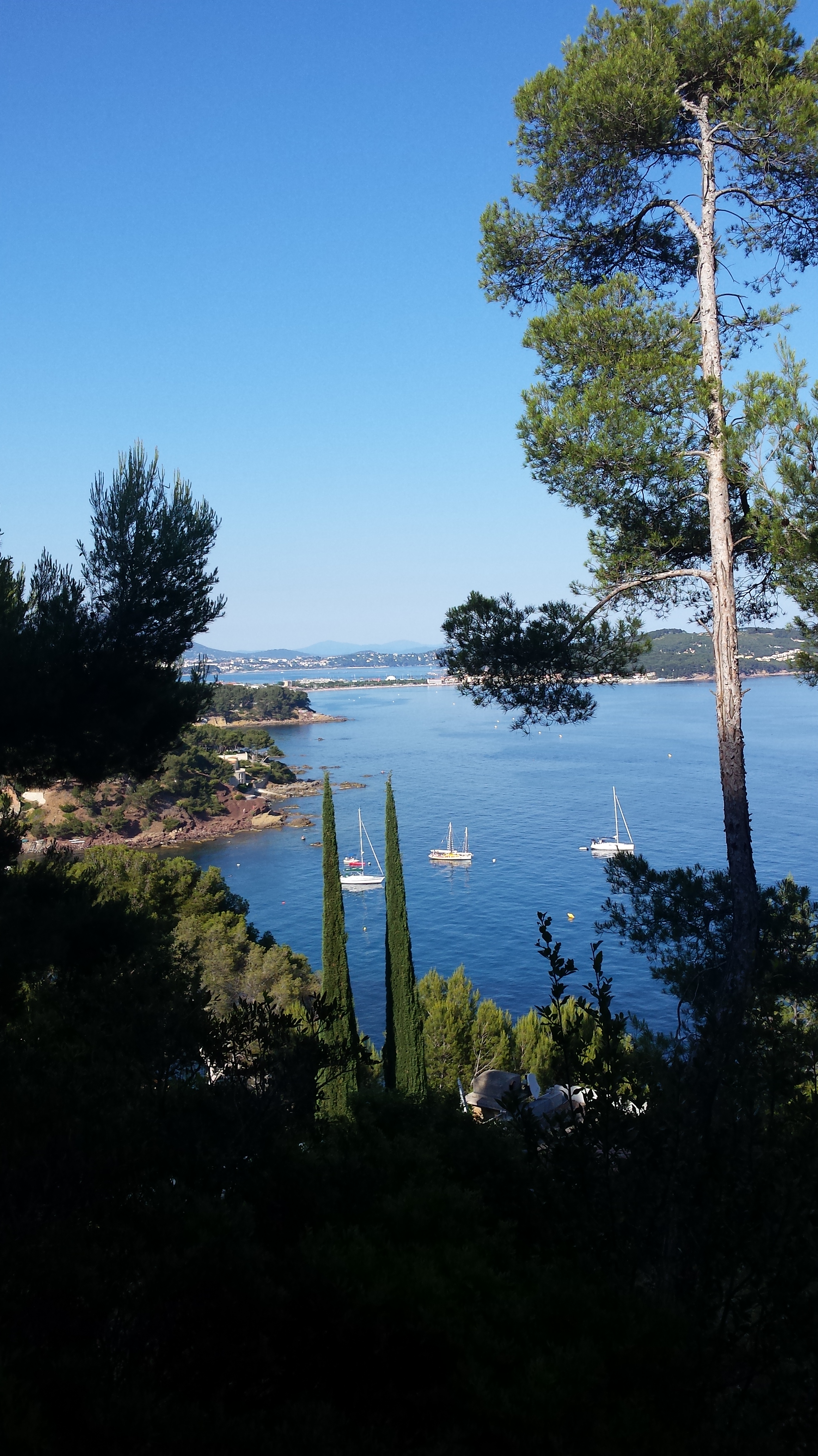 Vue sur Fabrégas - RG