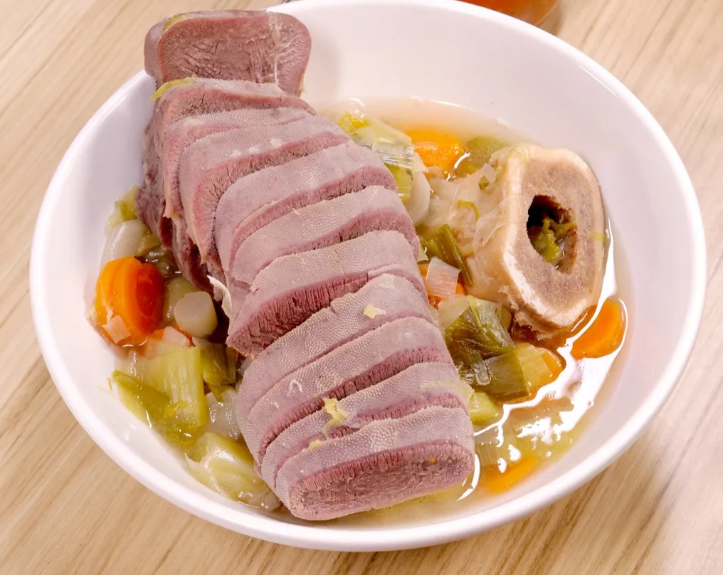 Bœuf braisé sauce gribiche - ©MARINE&MIJOTE