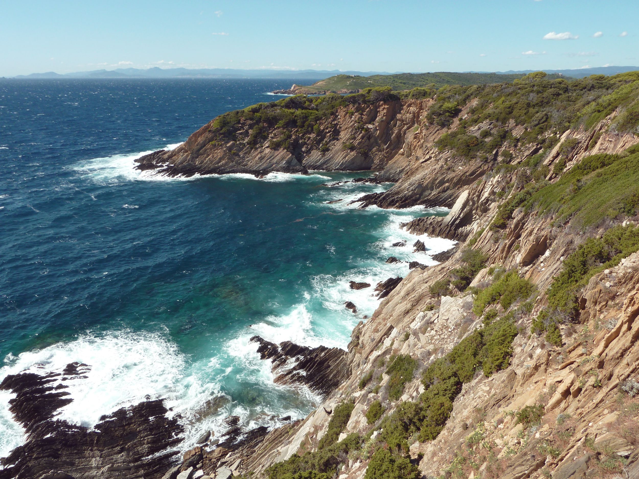 Falaises de la côte sud de Port-Cros - Christel Gérardin - Parc national de Port-Cros
