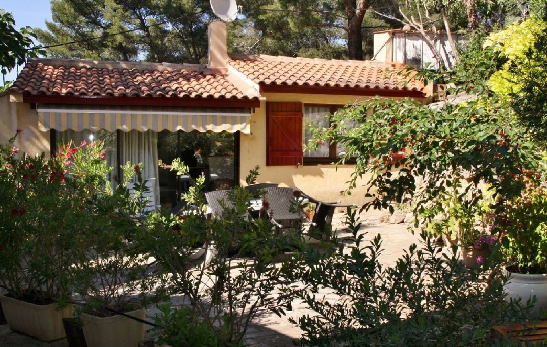 Pavillon - Mme Gobillot