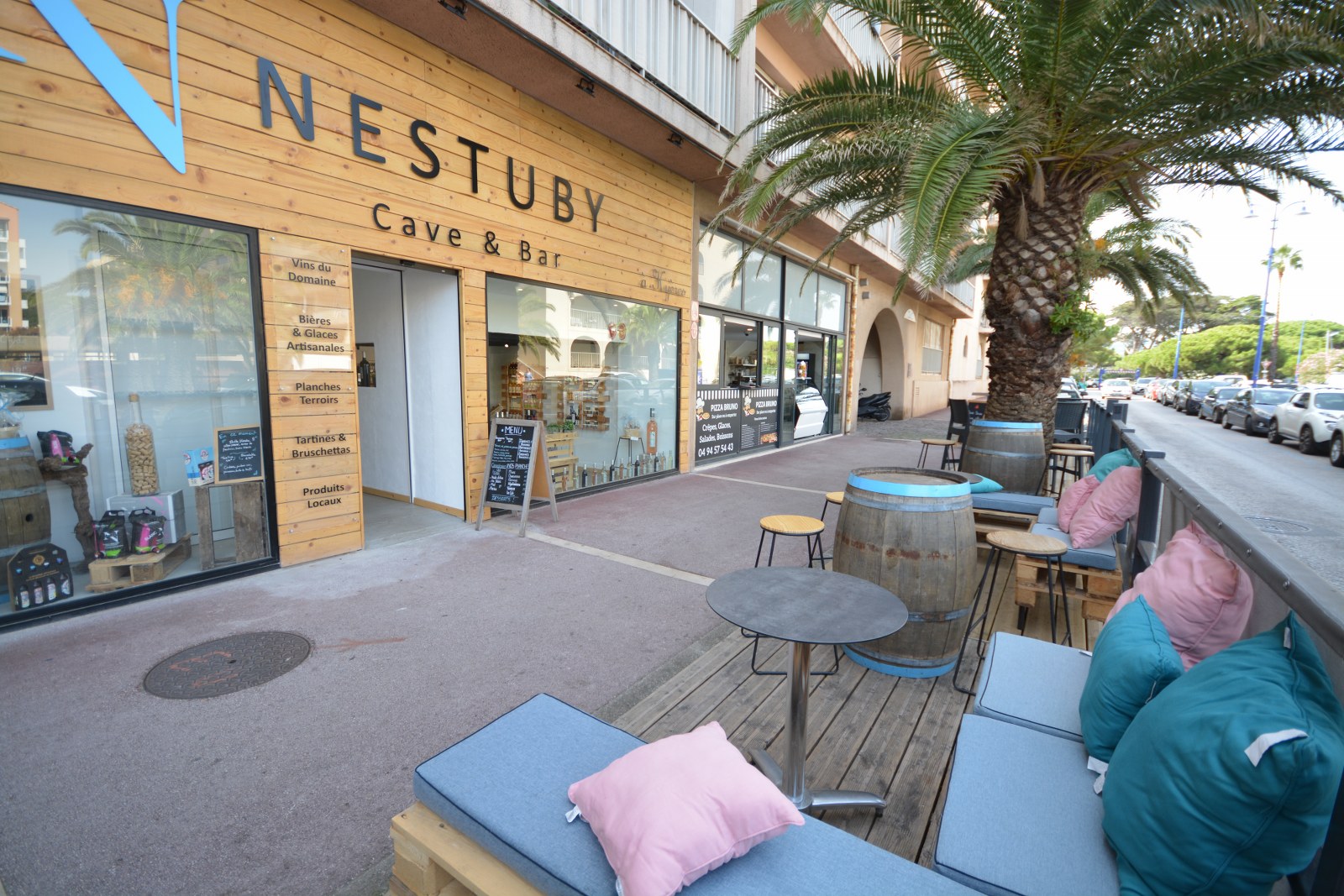 Nestuby Cave & Bar à Hyeres Le Port - Hyeres Tourisme
