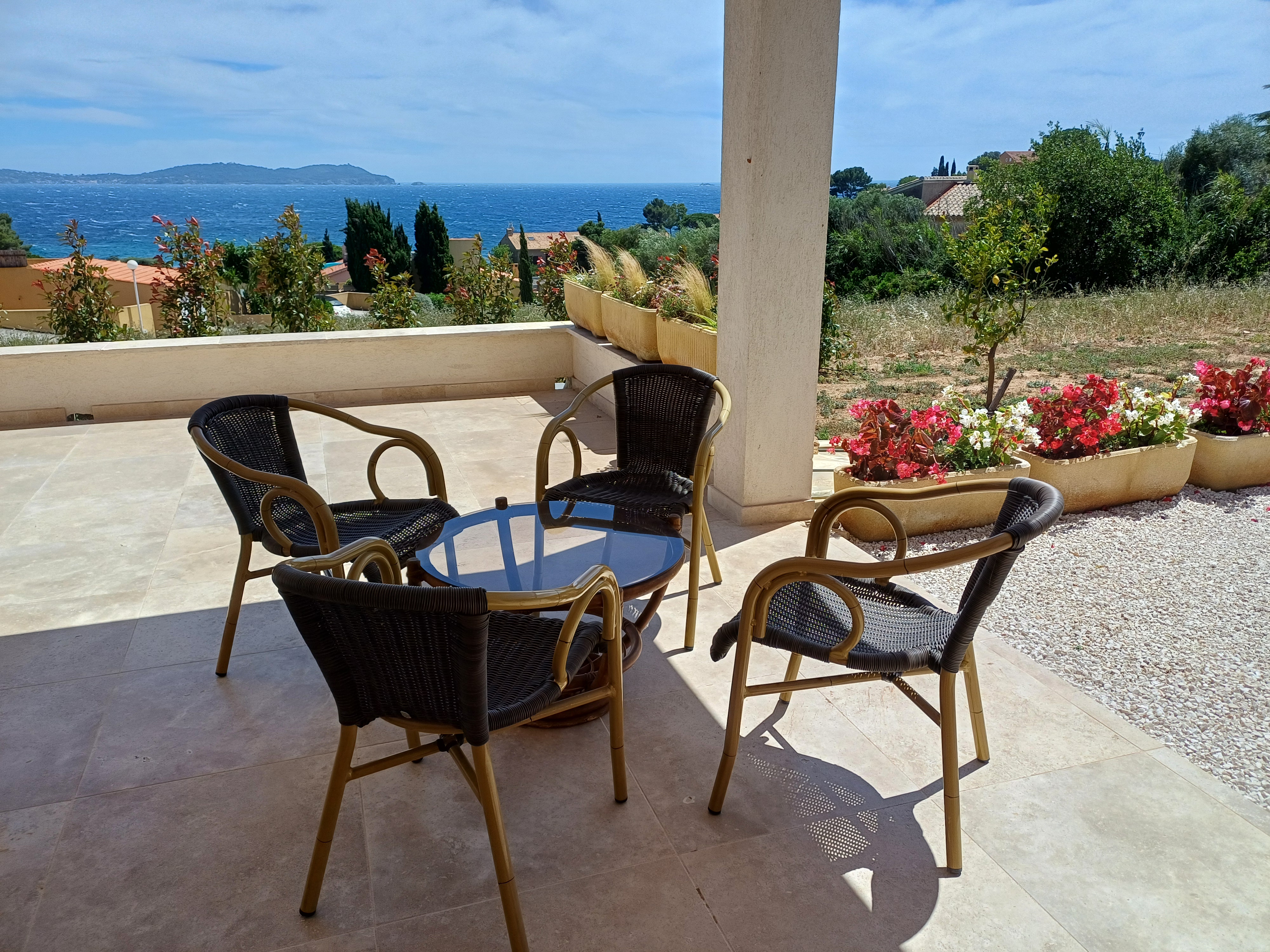 COIN DETENTE - ANNE BERTELLI