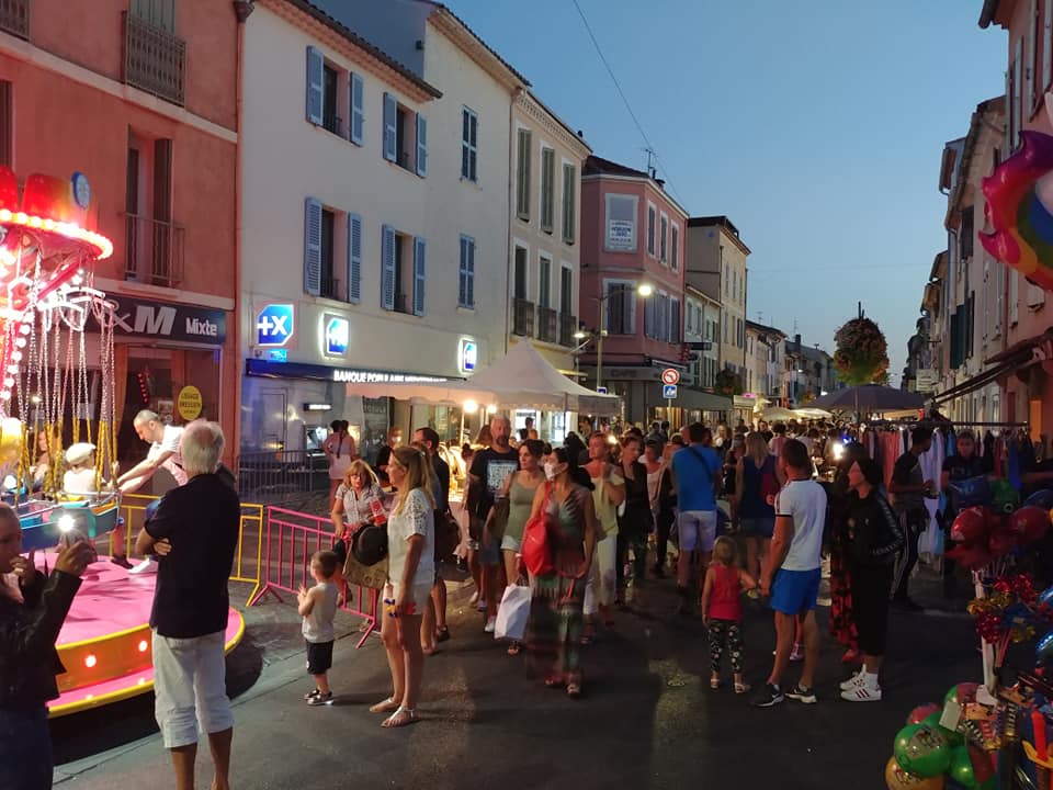 Marché nocturnes de créateurs au Parc du Béal - Les Vitrines de La Crau