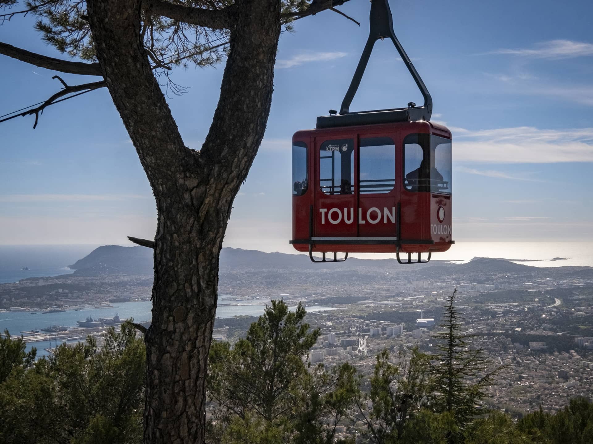 La petite cabine rouge - Laurent Parienti - Provence Méditerranée