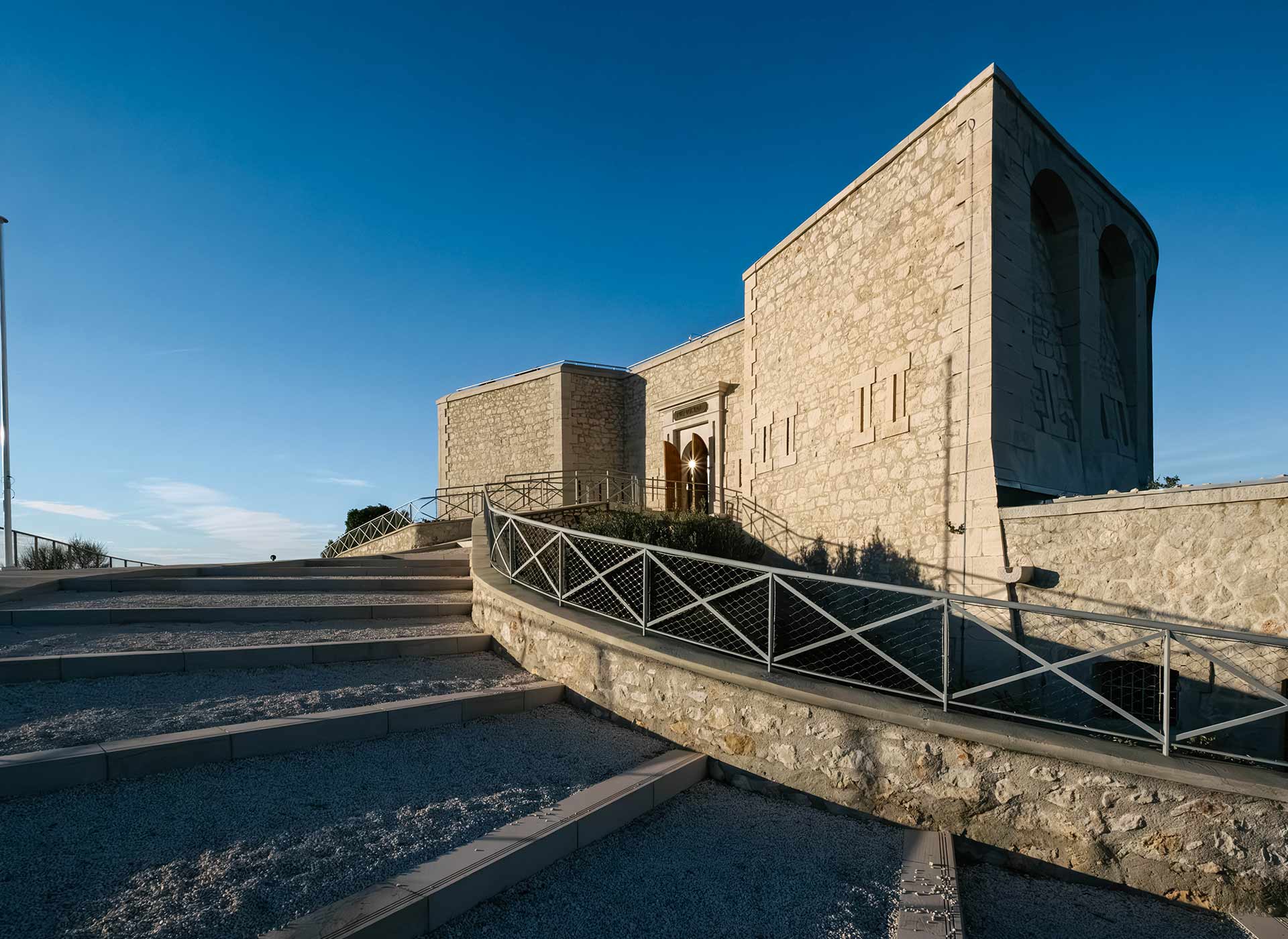 Le fort du Mémorial - Laurent Parienti - Provence Méditerranée