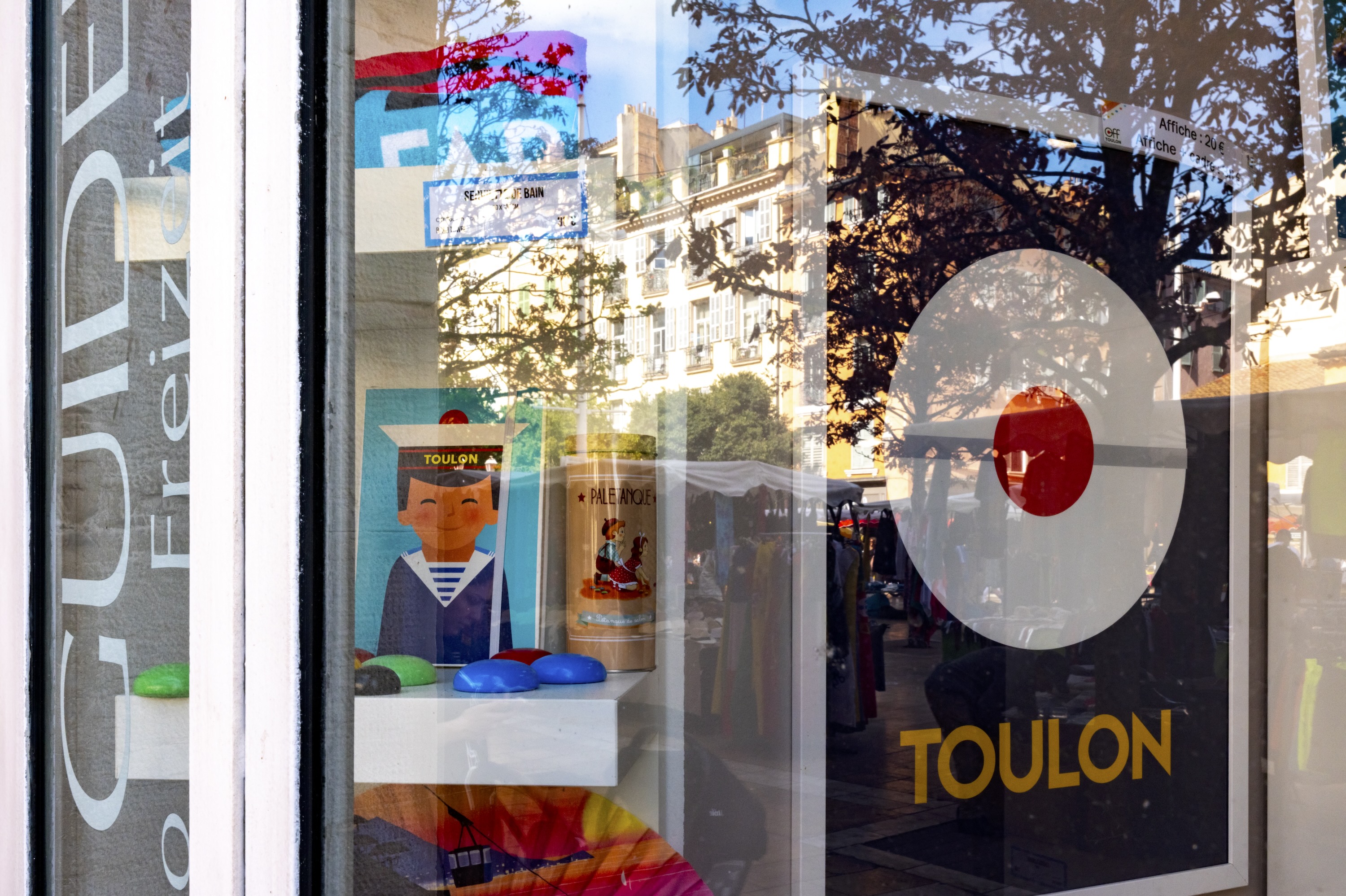 Bureau d'information touristique de Toulon - La Valette-du-Var - Le Revest-les-Eaux_Toulon - Laurent Parienti - Provence Méditerranée