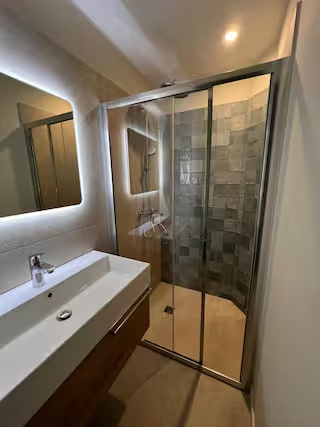 sdb Almanarre - Helene de Carné