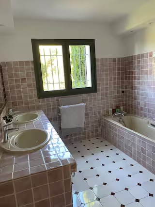 sdb Riviera - Helene de Carné