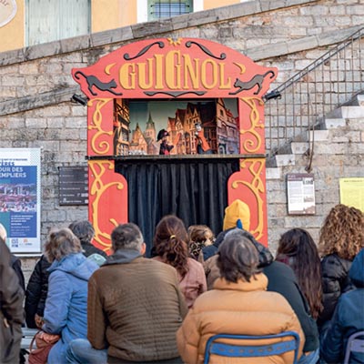 Le théâtre de guignol_Hyères - Le théâtre de guignol