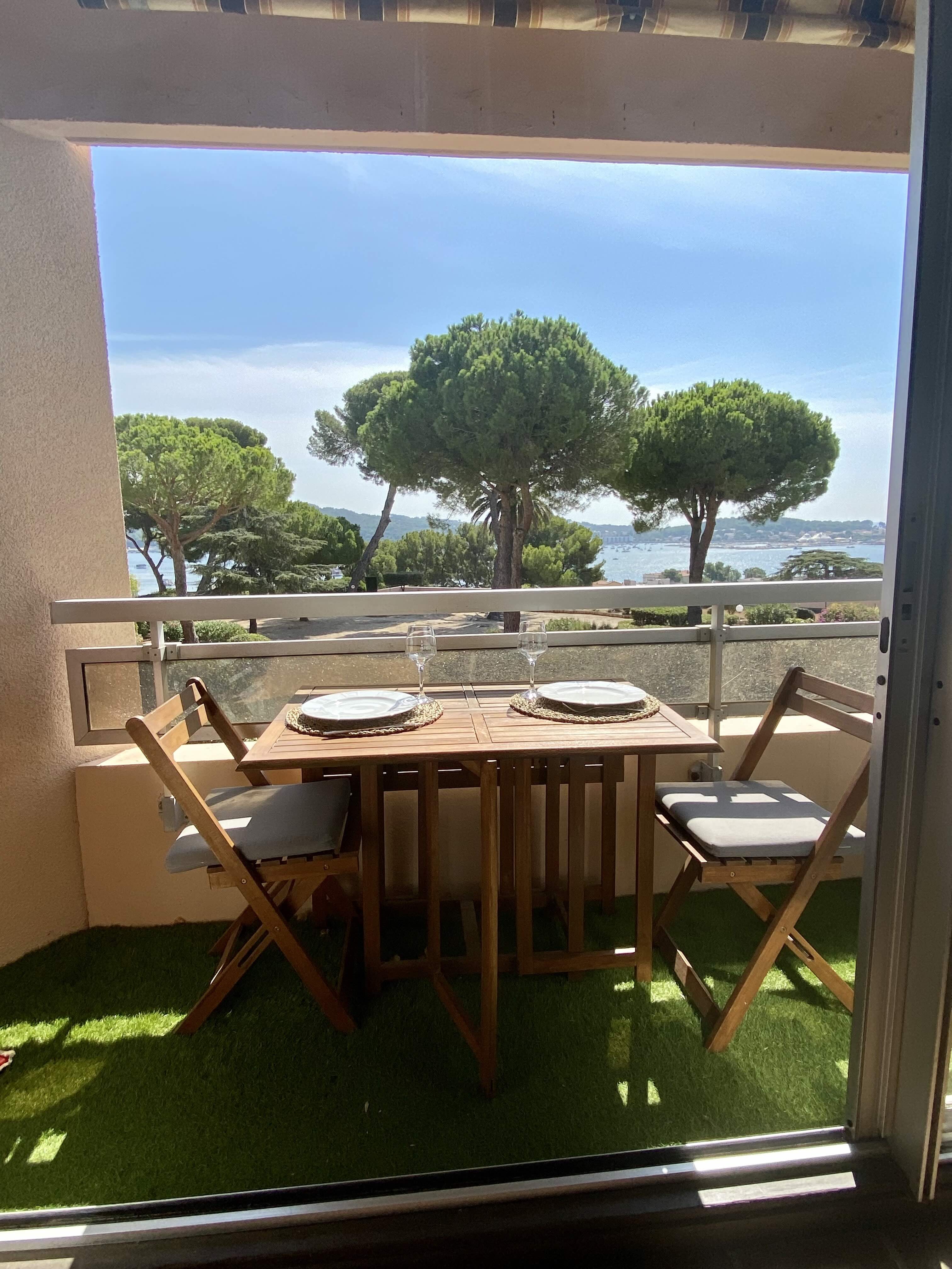 Balcon vue mer - Caroline CAMPO