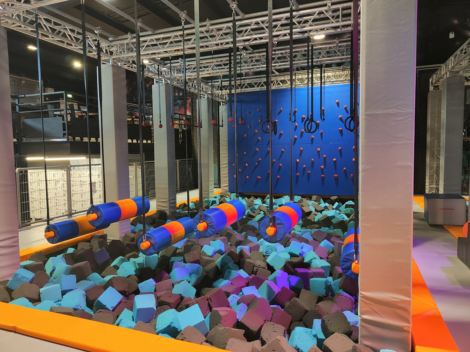 Trampoline Park - Gravity Space - Gravity Space