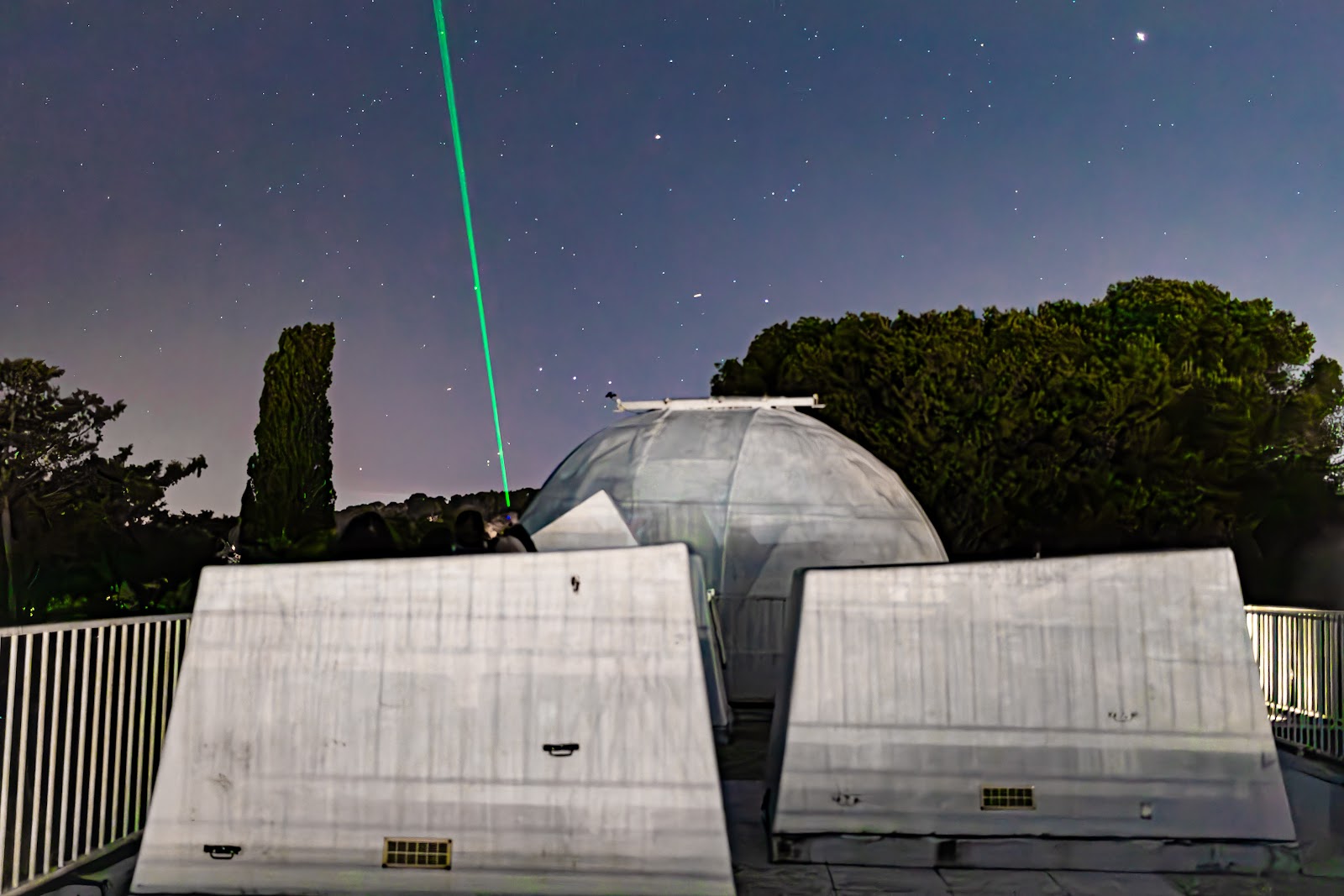 Observatoire d'astrophysique Antarès - DR / B.Candela