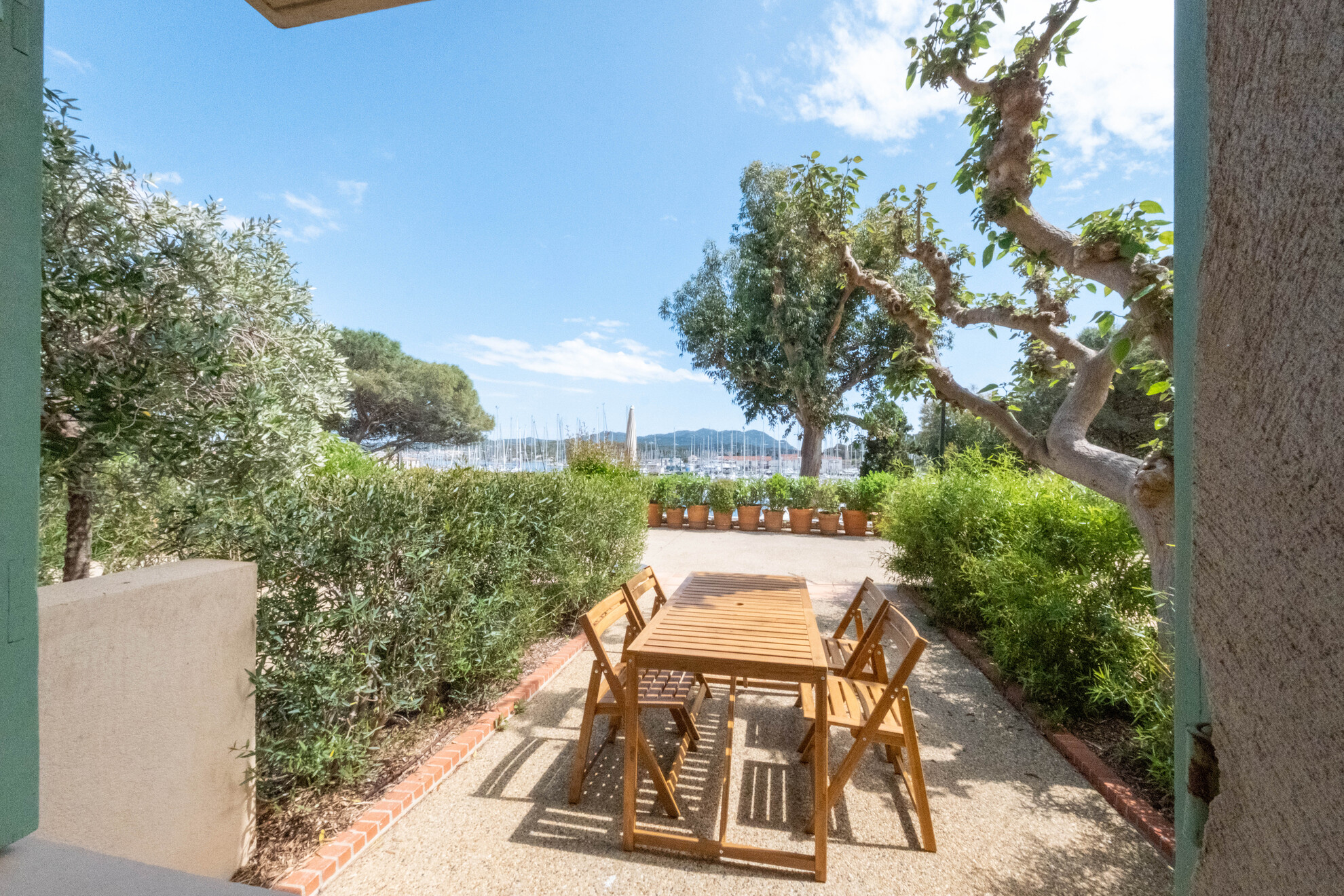 Terrasse, appartement 1 chambre - Société Paul Ricard - Île des Embiez