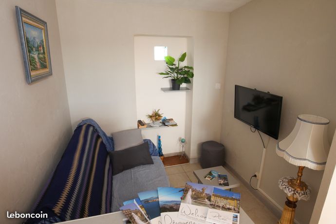 coin salon - Appartement L'Oliveraie F3 - 5 personnes