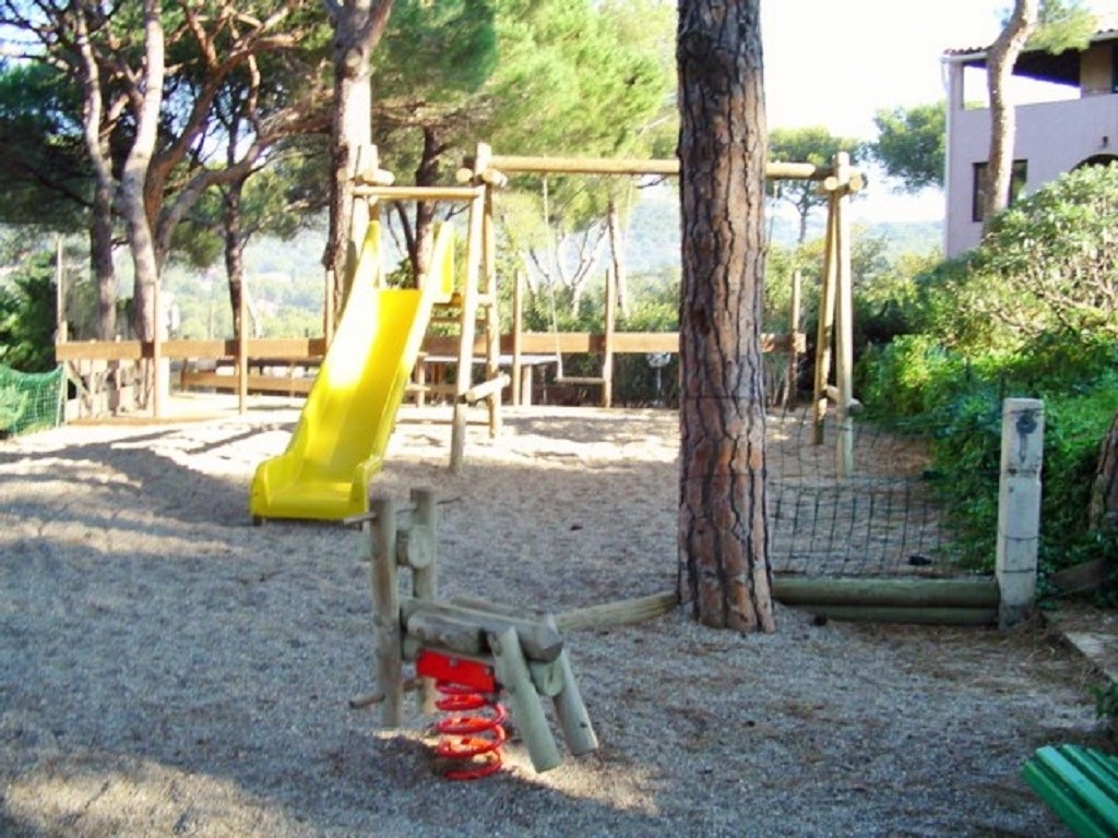16 - LT