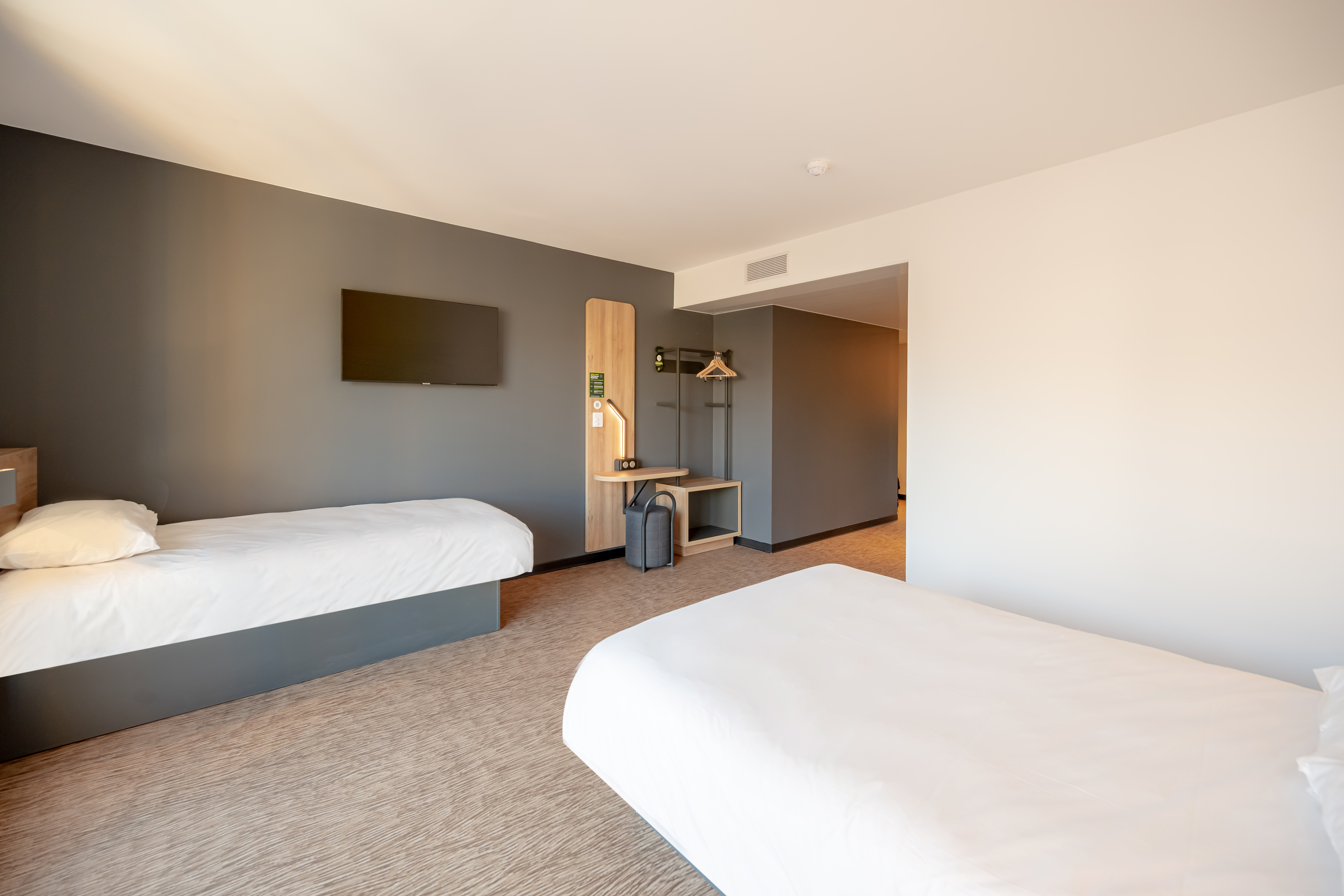 B&B Hotel Toulon centre gare - DR / B&B Hotels_Myphotoagency_Terry Clement