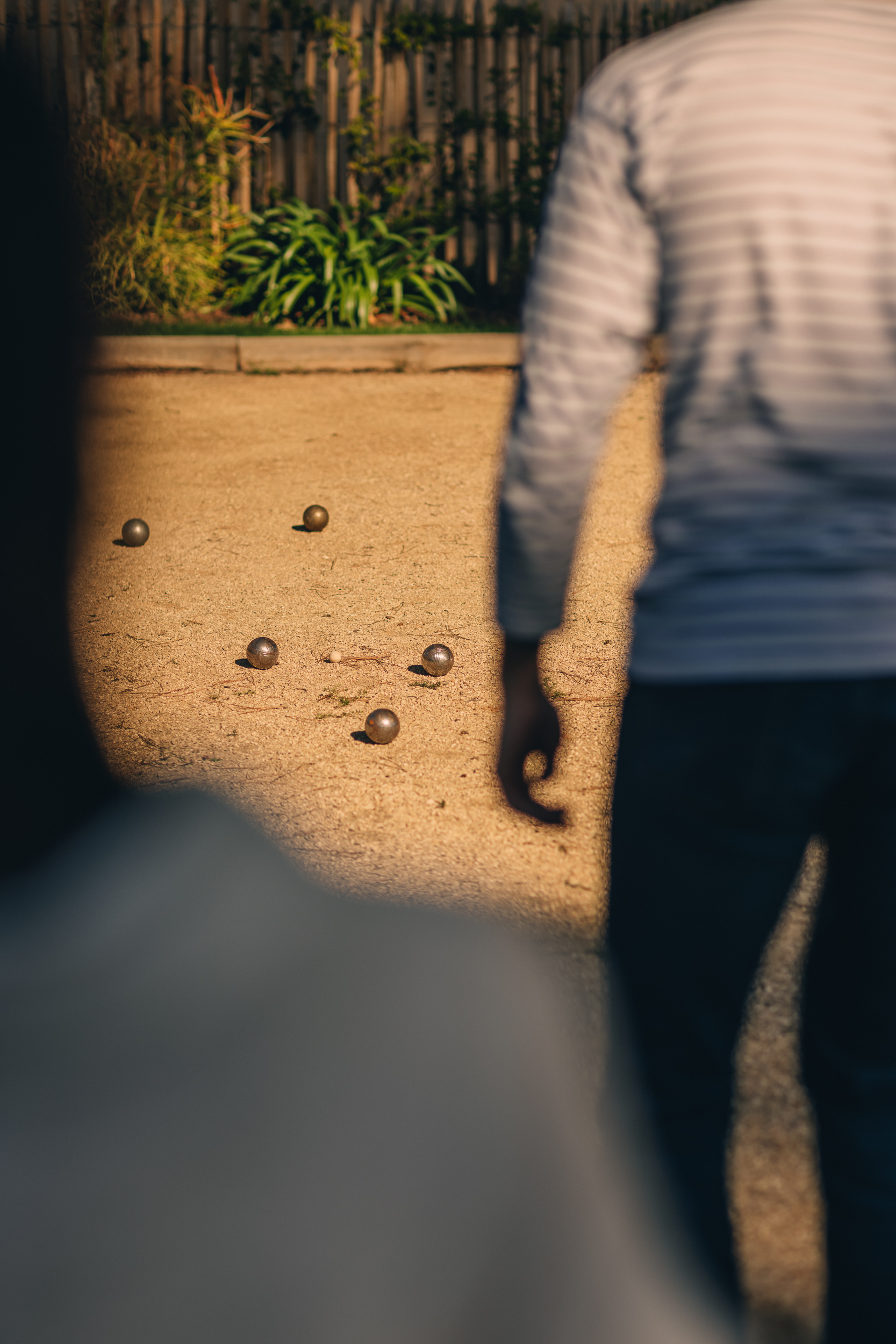 Pétanque à la table du Domaine de l'île - Erea AZURMENDI