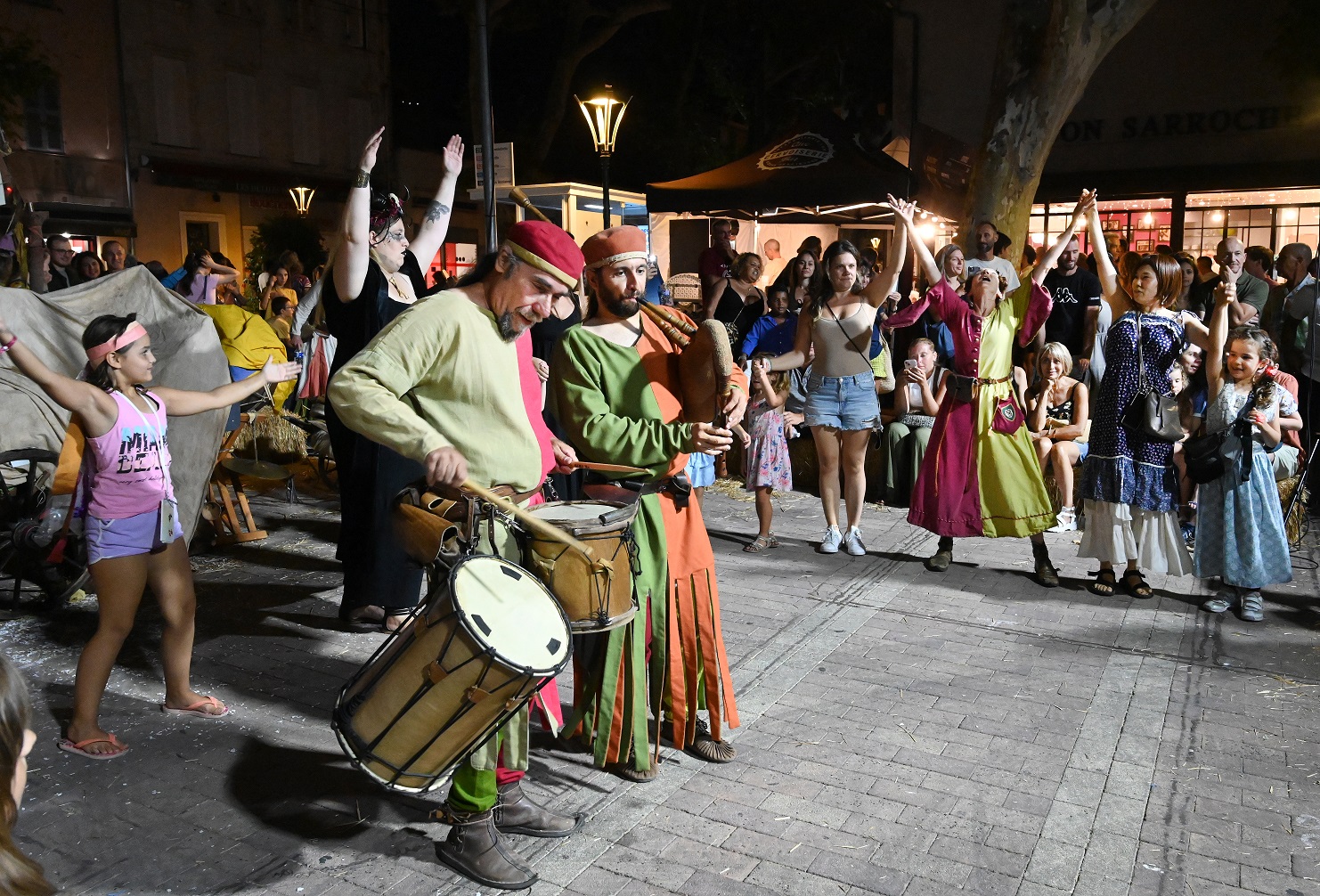 Médiévales nocturnes à la Garde - Maison du Tourisme La Garde