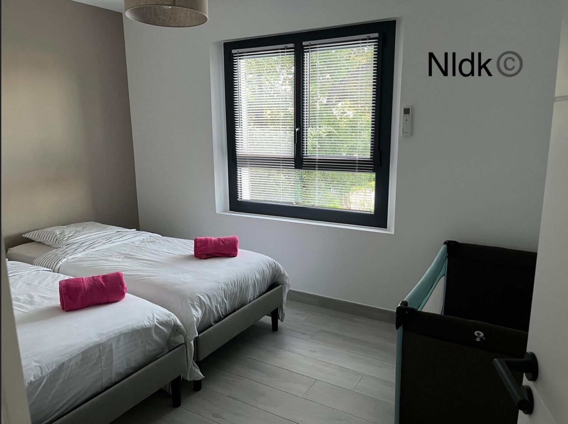 Chambre deux lits - NLDK