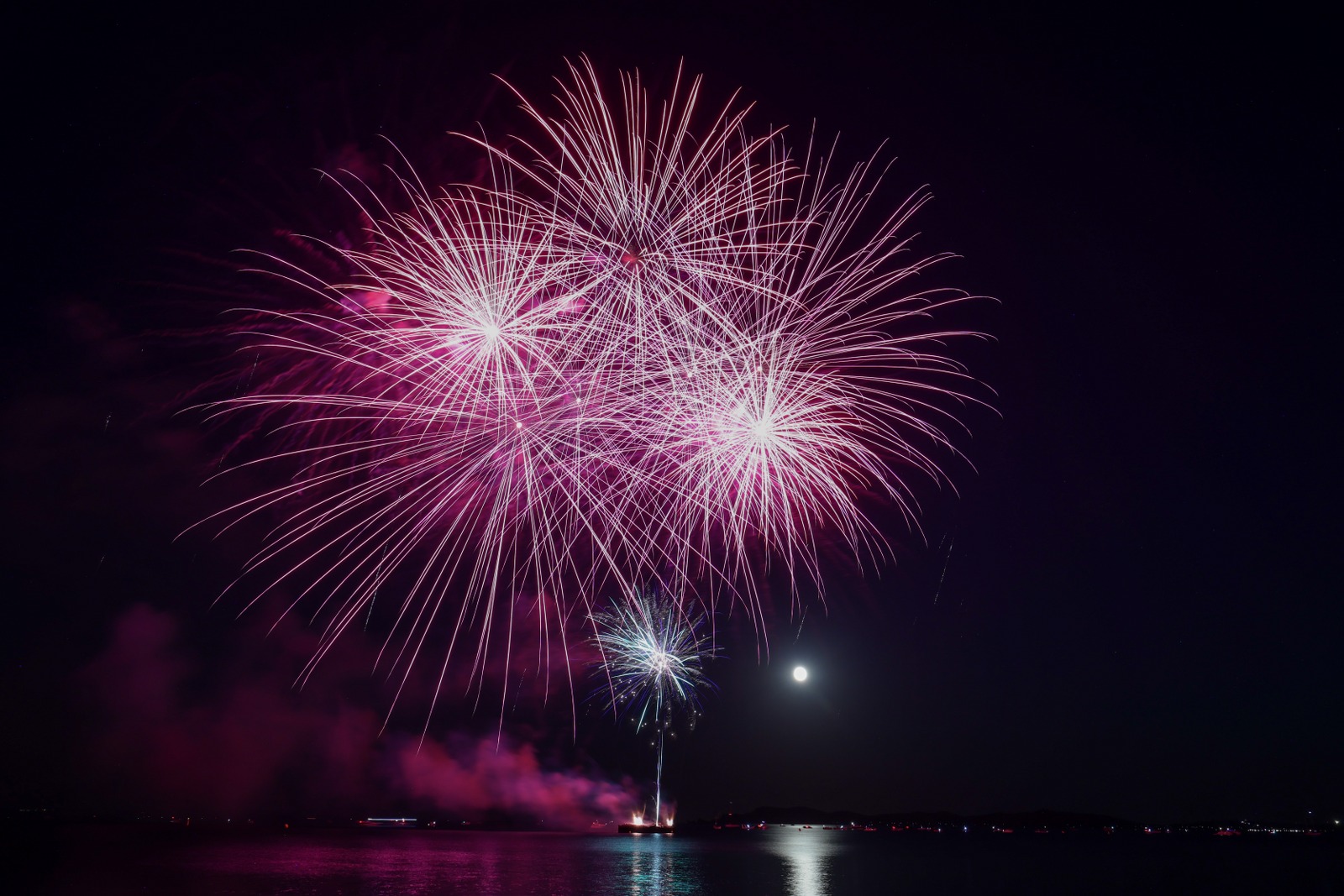 Feu d'artifice Port d'Hyères - Urope