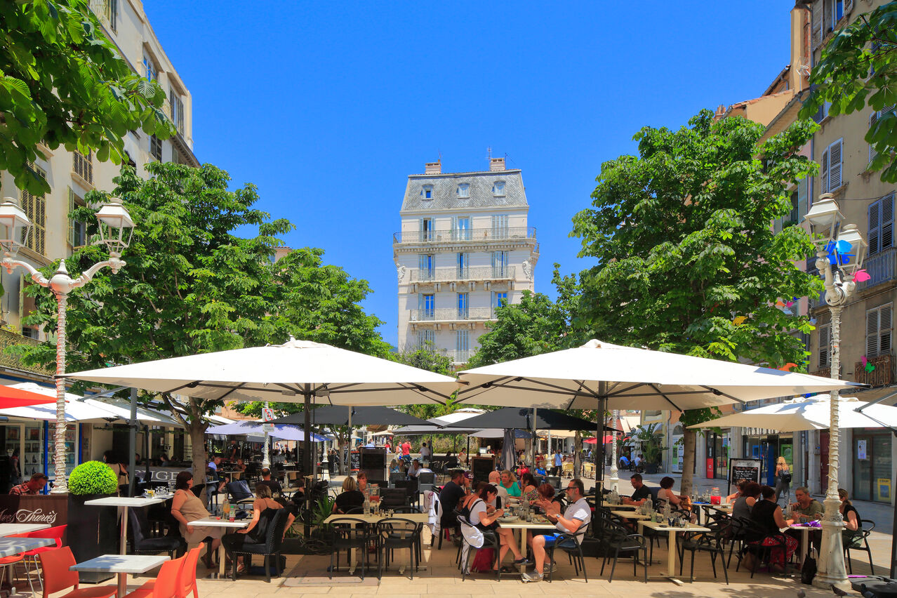 Place Puget - L Maisant